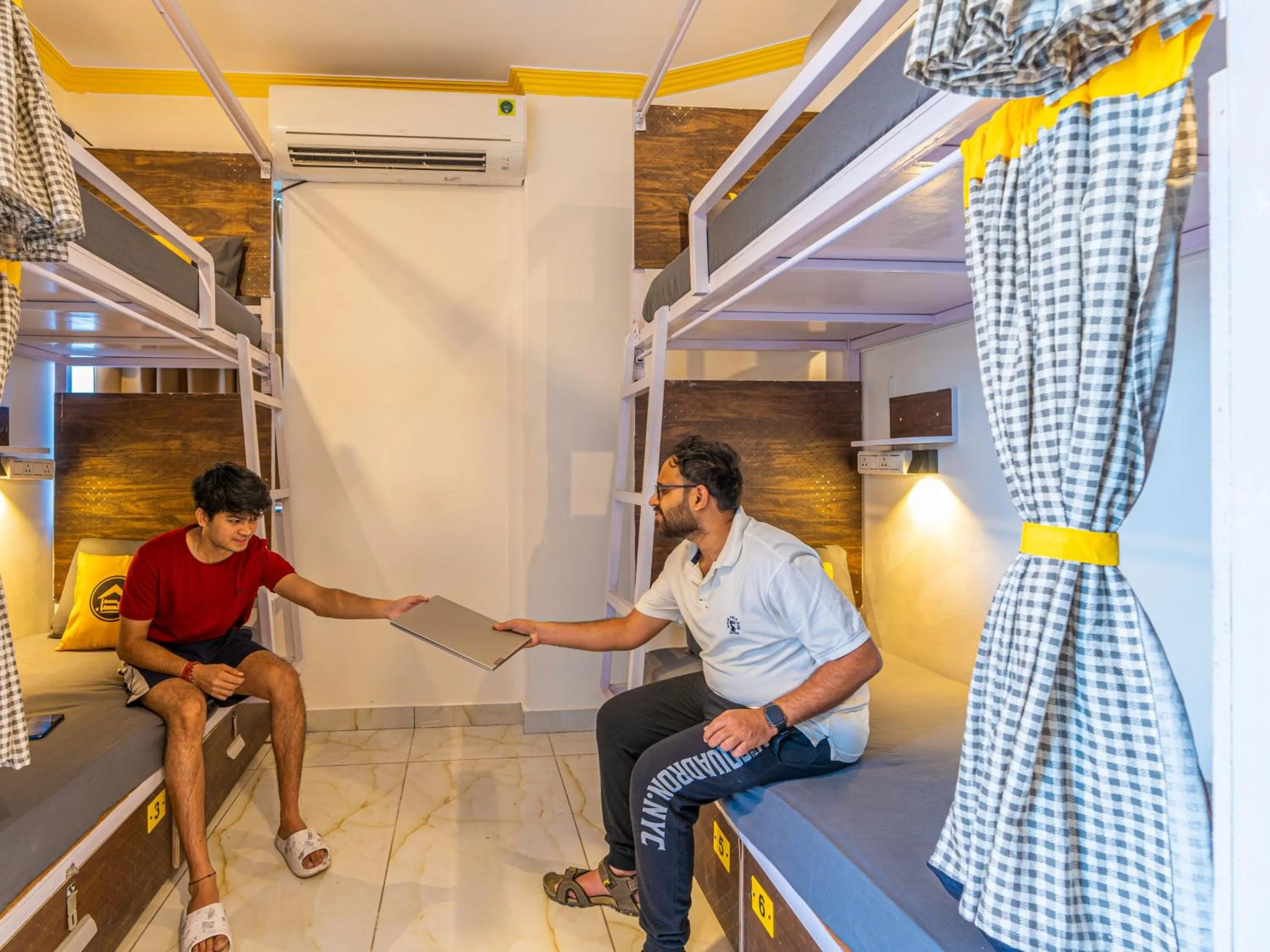 People in The Hosteller Rishikesh, Upper Tapovan