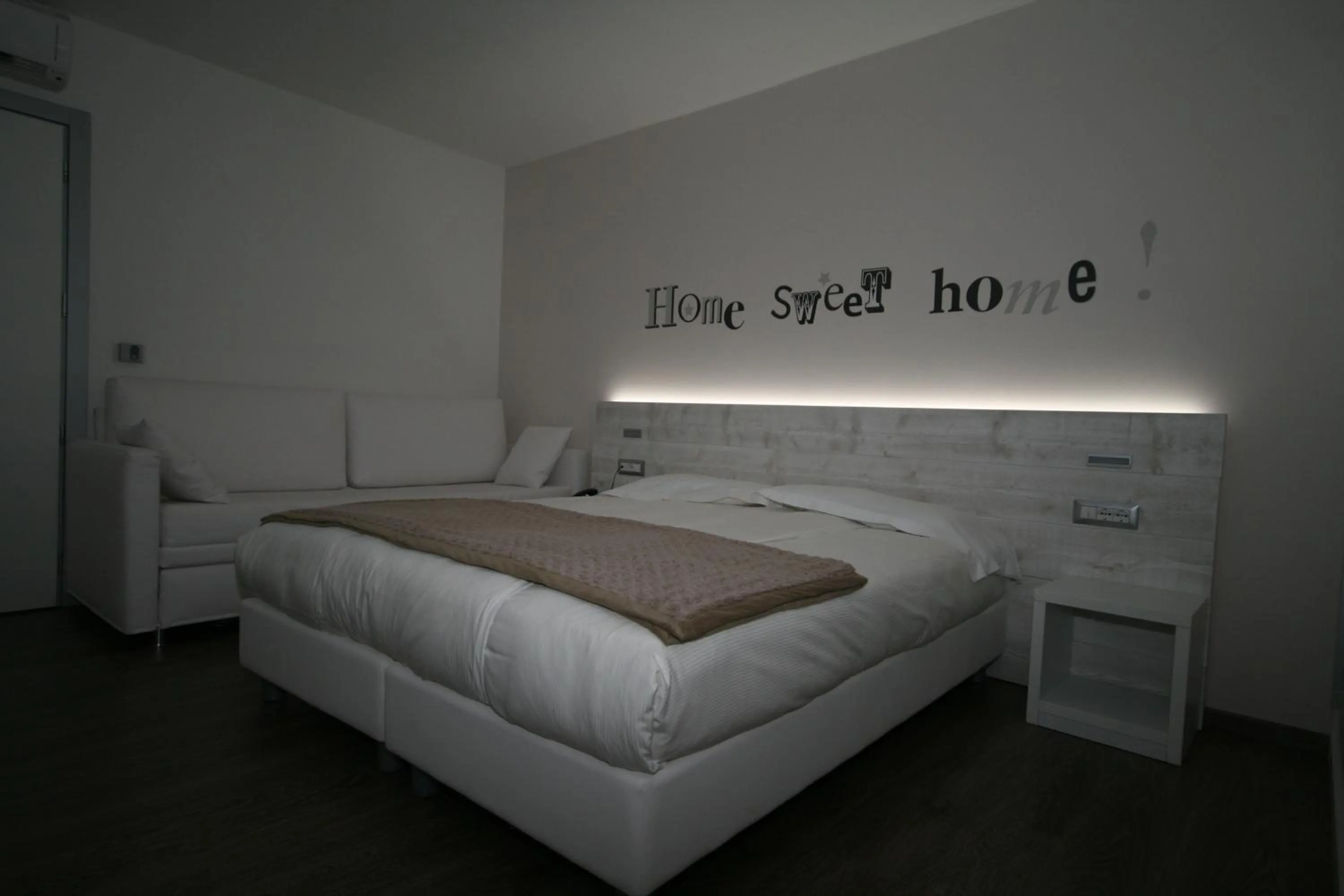 Bed in Hotel Garnì Villa Maria