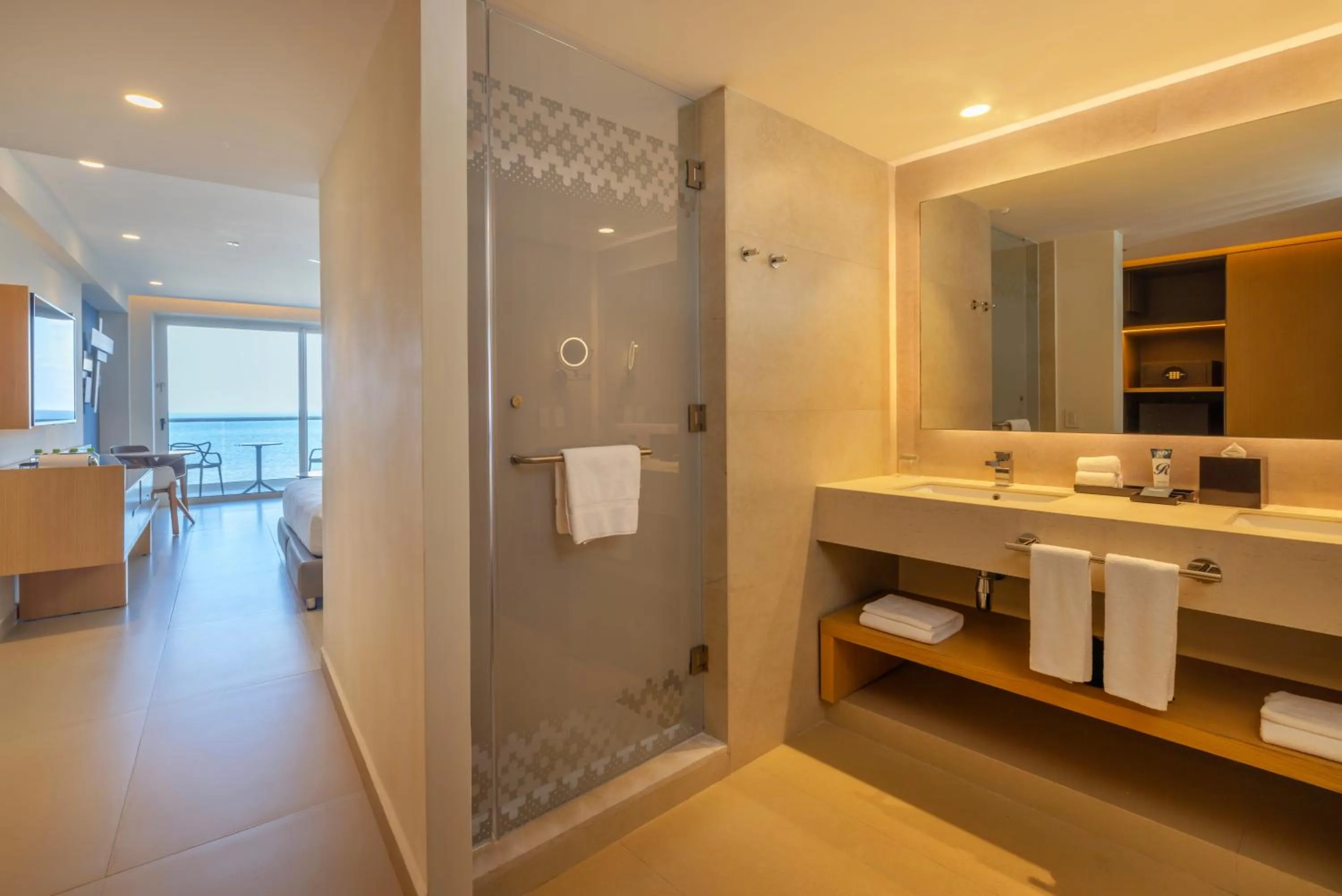 Bathroom in Royalton Splash Riviera Cancun, An Autograph Collection All-Inclusive Resort