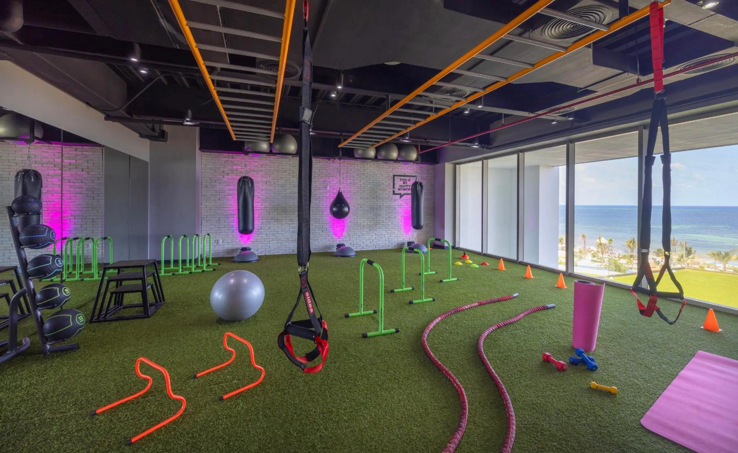 Fitness centre/facilities in Royalton Splash Riviera Cancun, An Autograph Collection All-Inclusive Resort