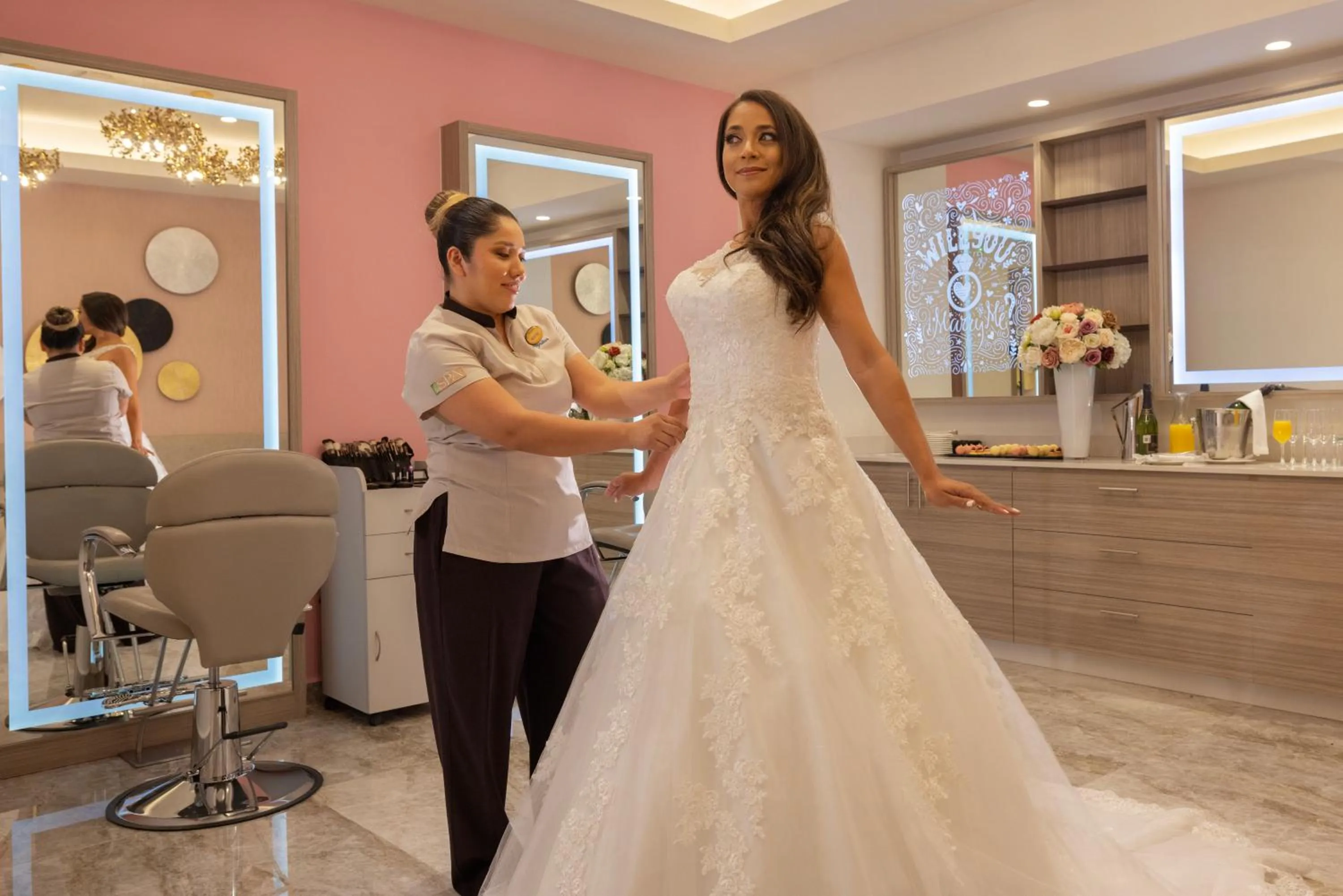 Spa and wellness centre/facilities in Royalton Splash Riviera Cancun, An Autograph Collection All-Inclusive Resort