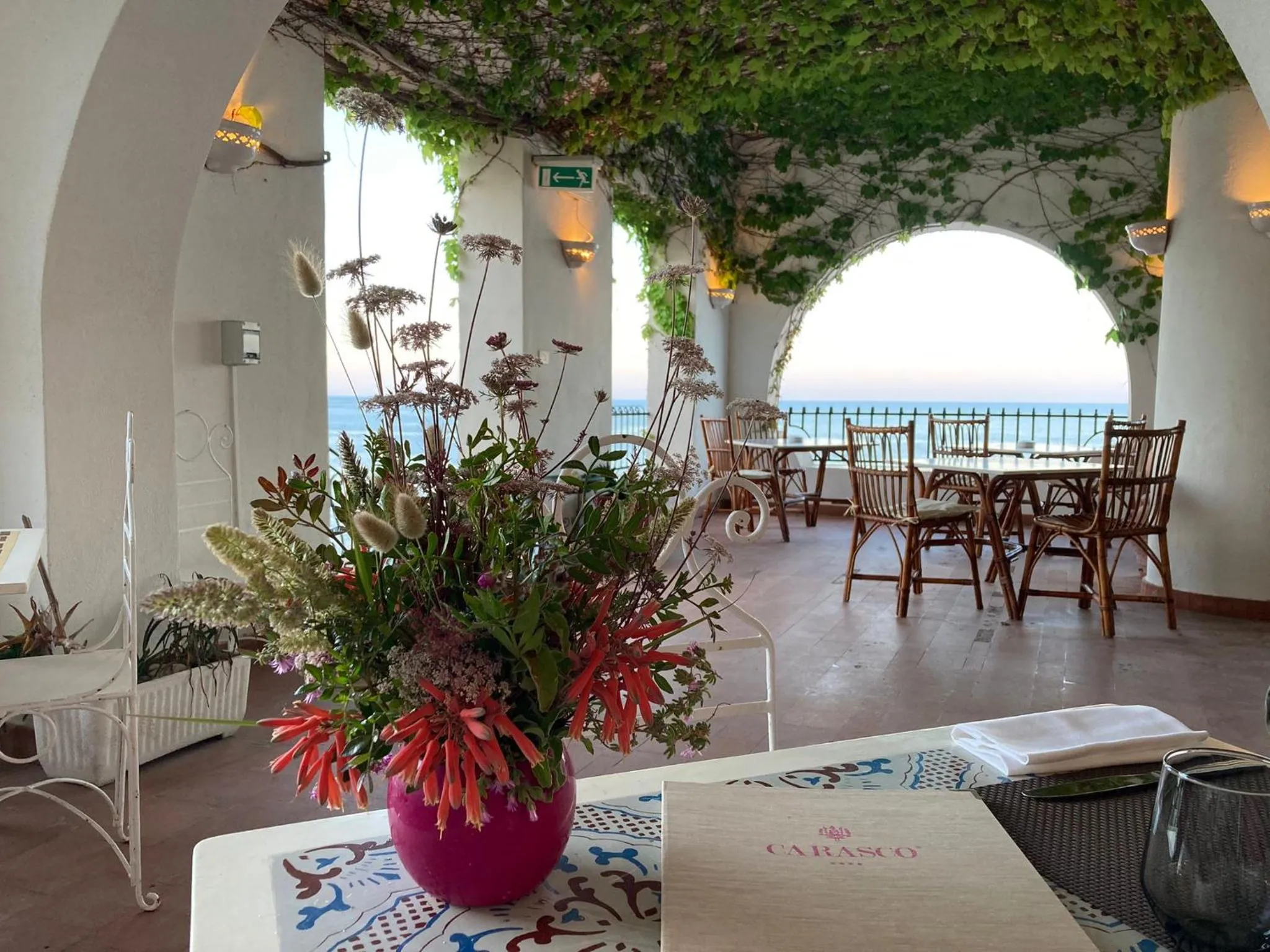 Restaurant/places to eat in Hotel Carasco