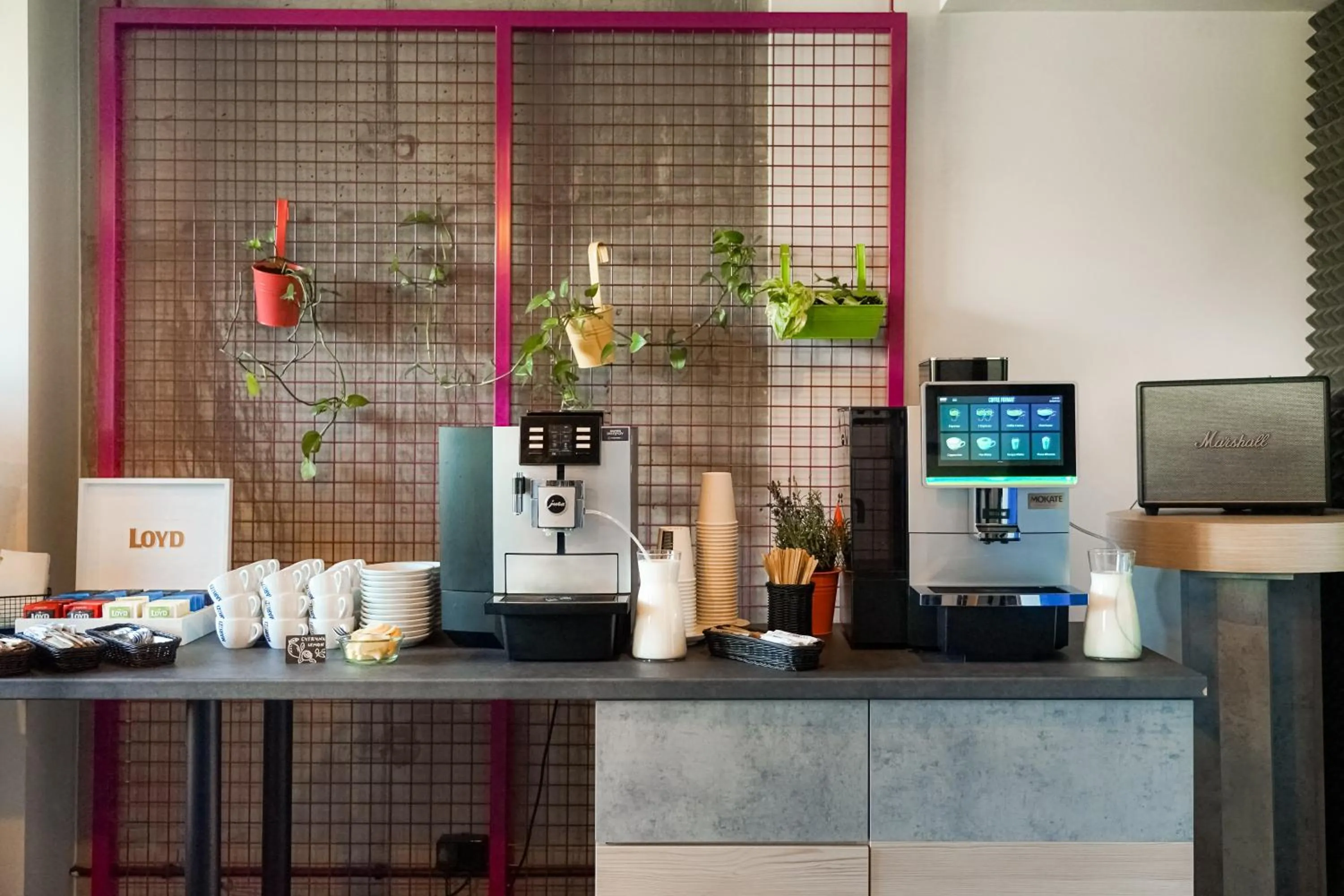 Breakfast in Easy One Premium Art