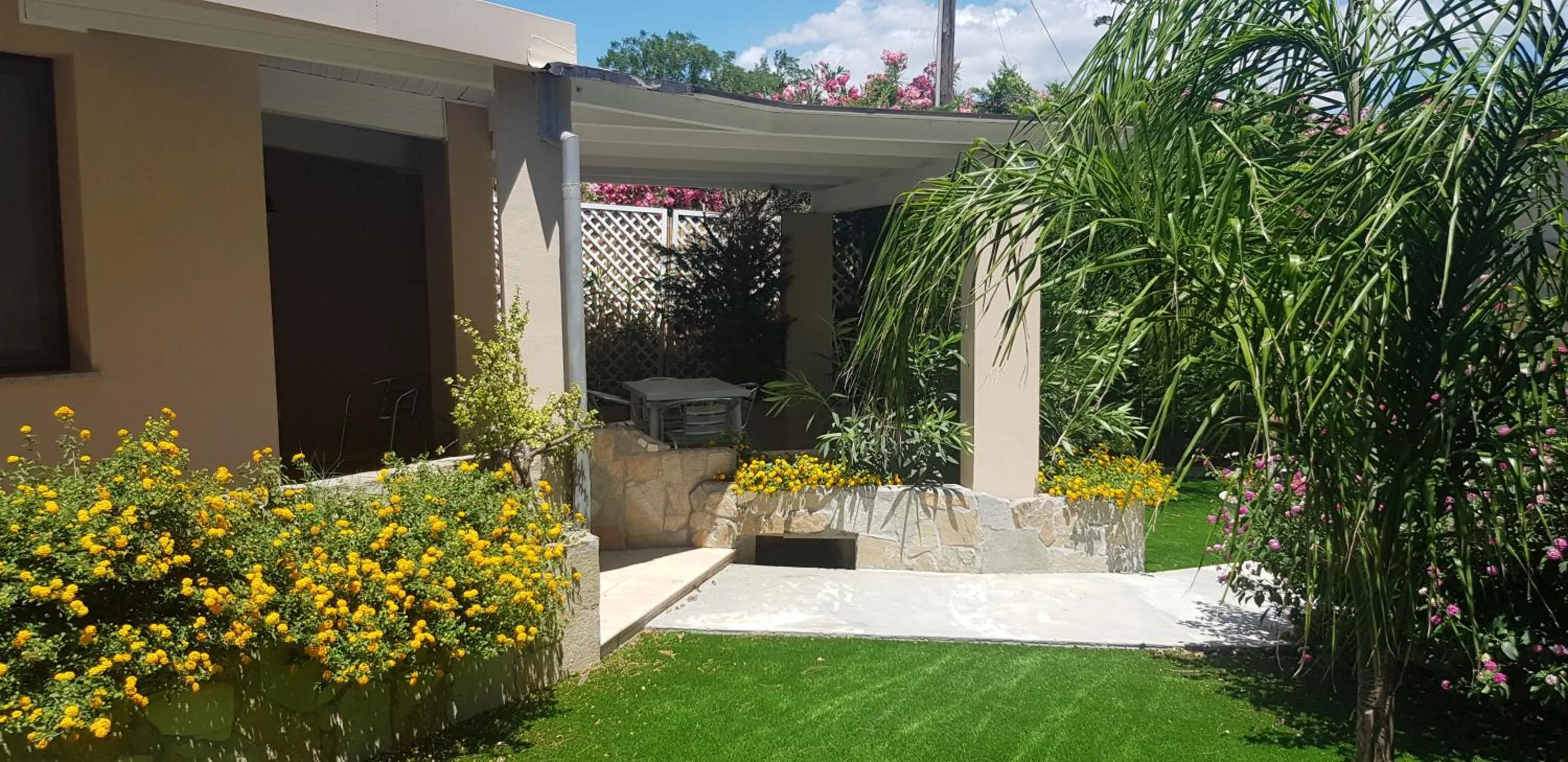 Patio in Palm Village