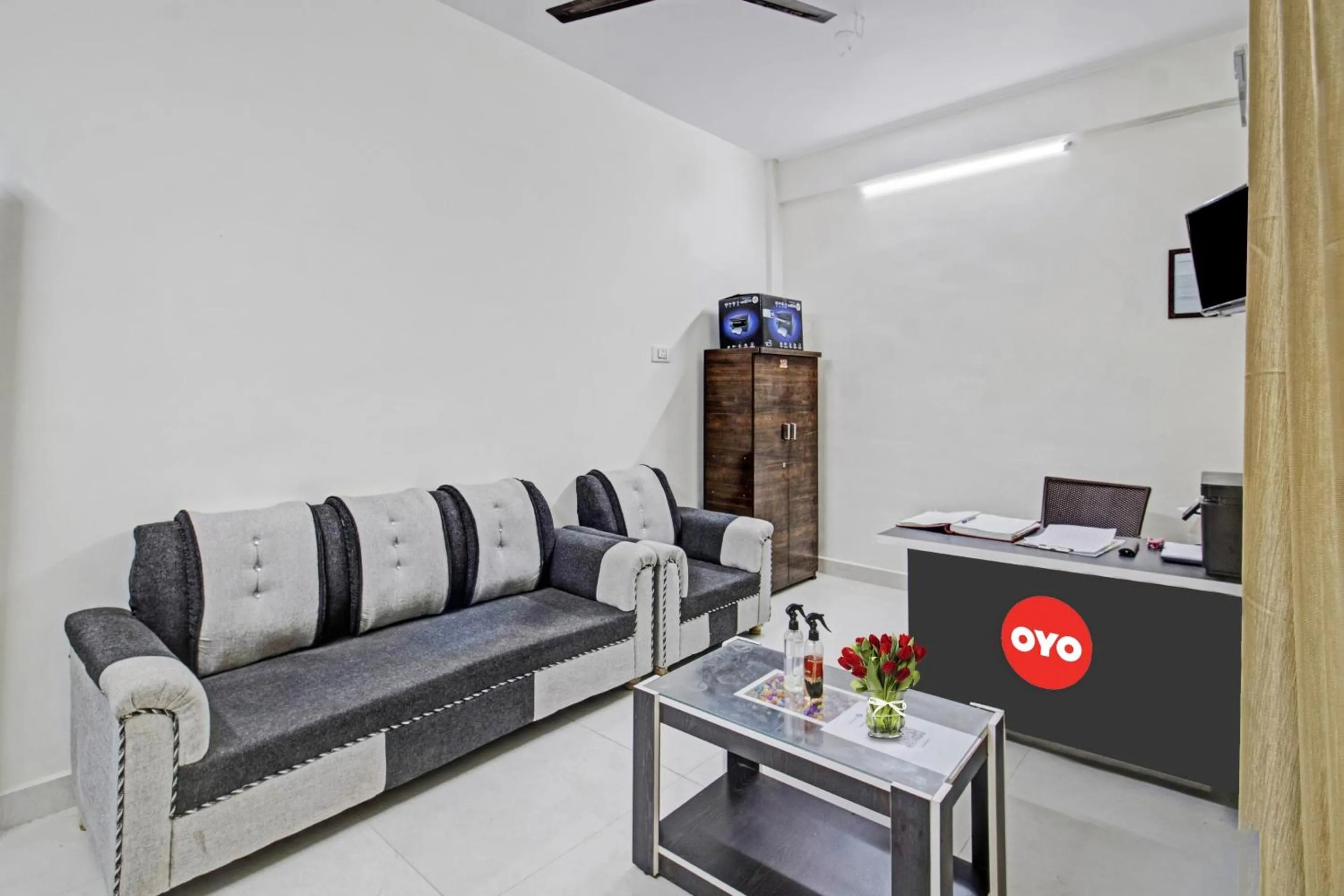 Lobby or reception in Hotel O Pritesh Grand