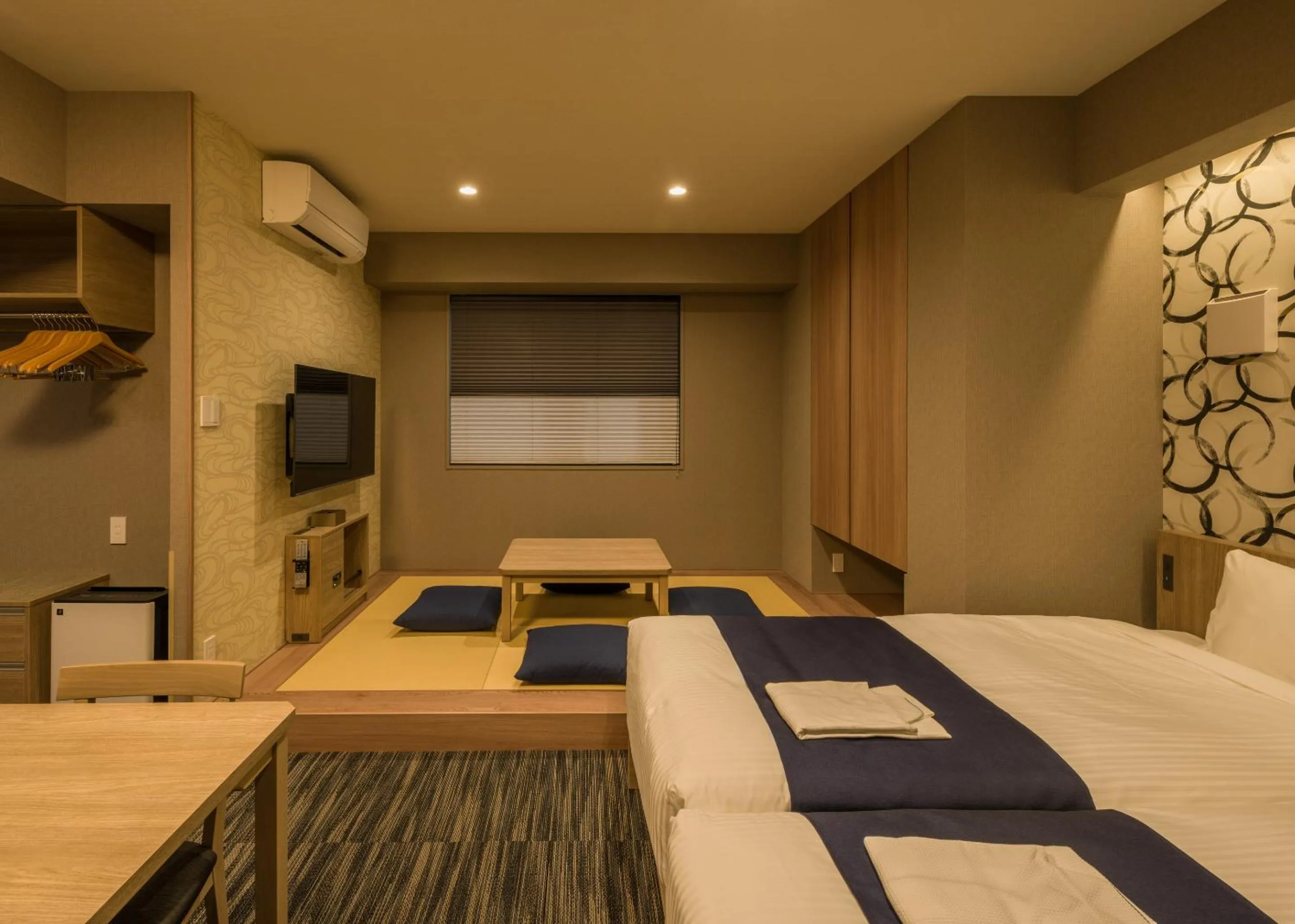 Photo of the whole room, Bed in KOKO HOTEL Residence Asakusa Kappabashi