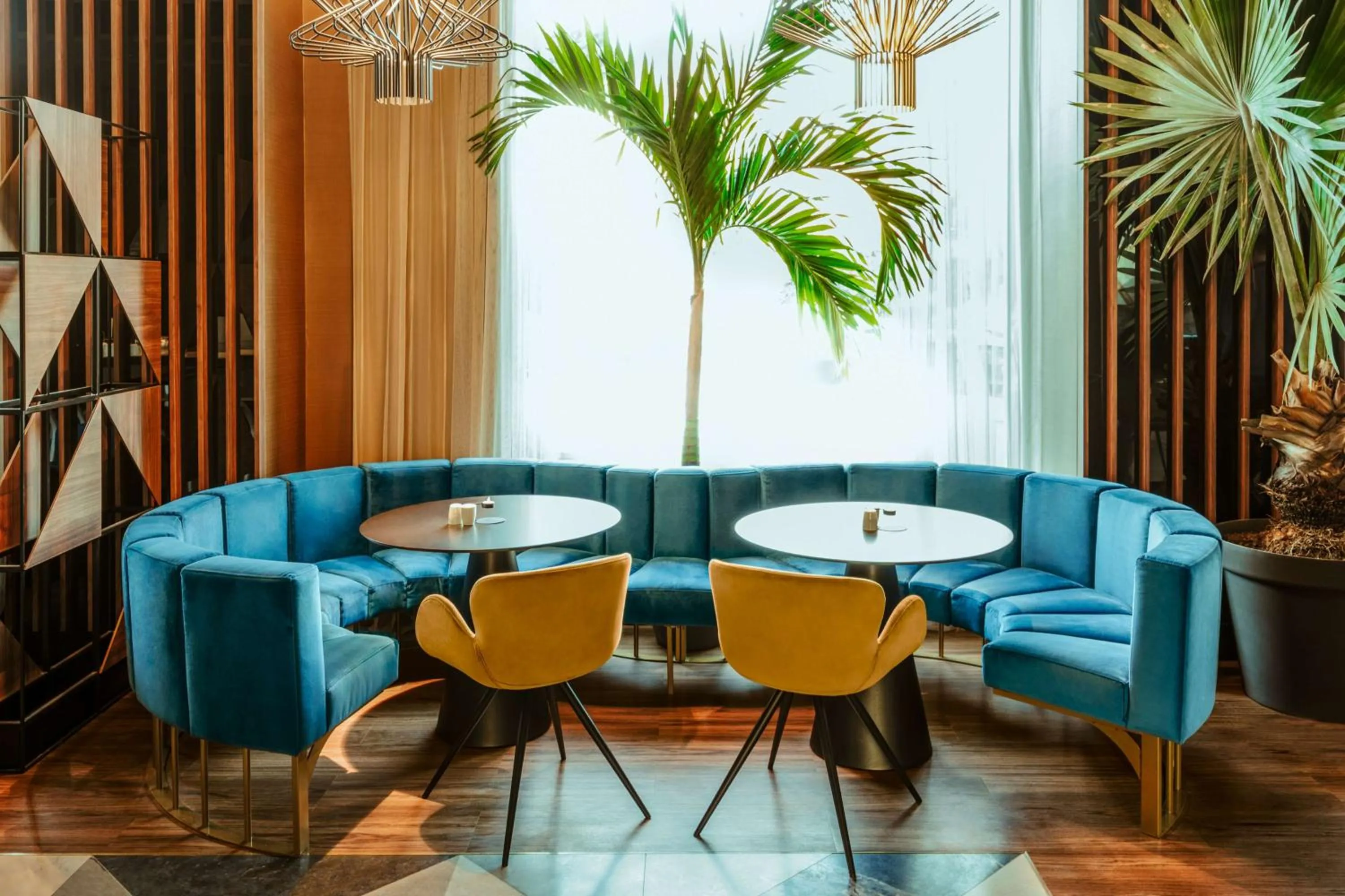 Restaurant/places to eat in Radisson Blu Aurum Hotel, Brasov