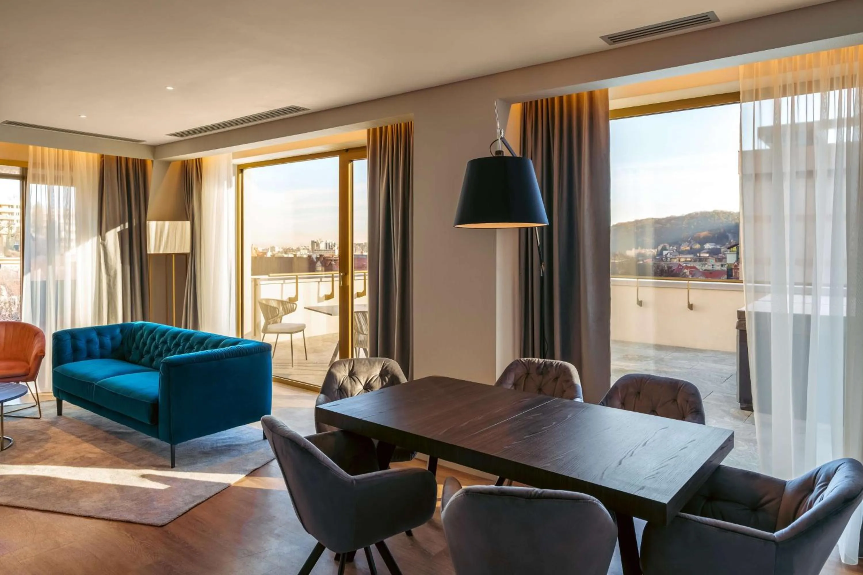 Photo of the whole room in Radisson Blu Aurum Hotel, Brasov