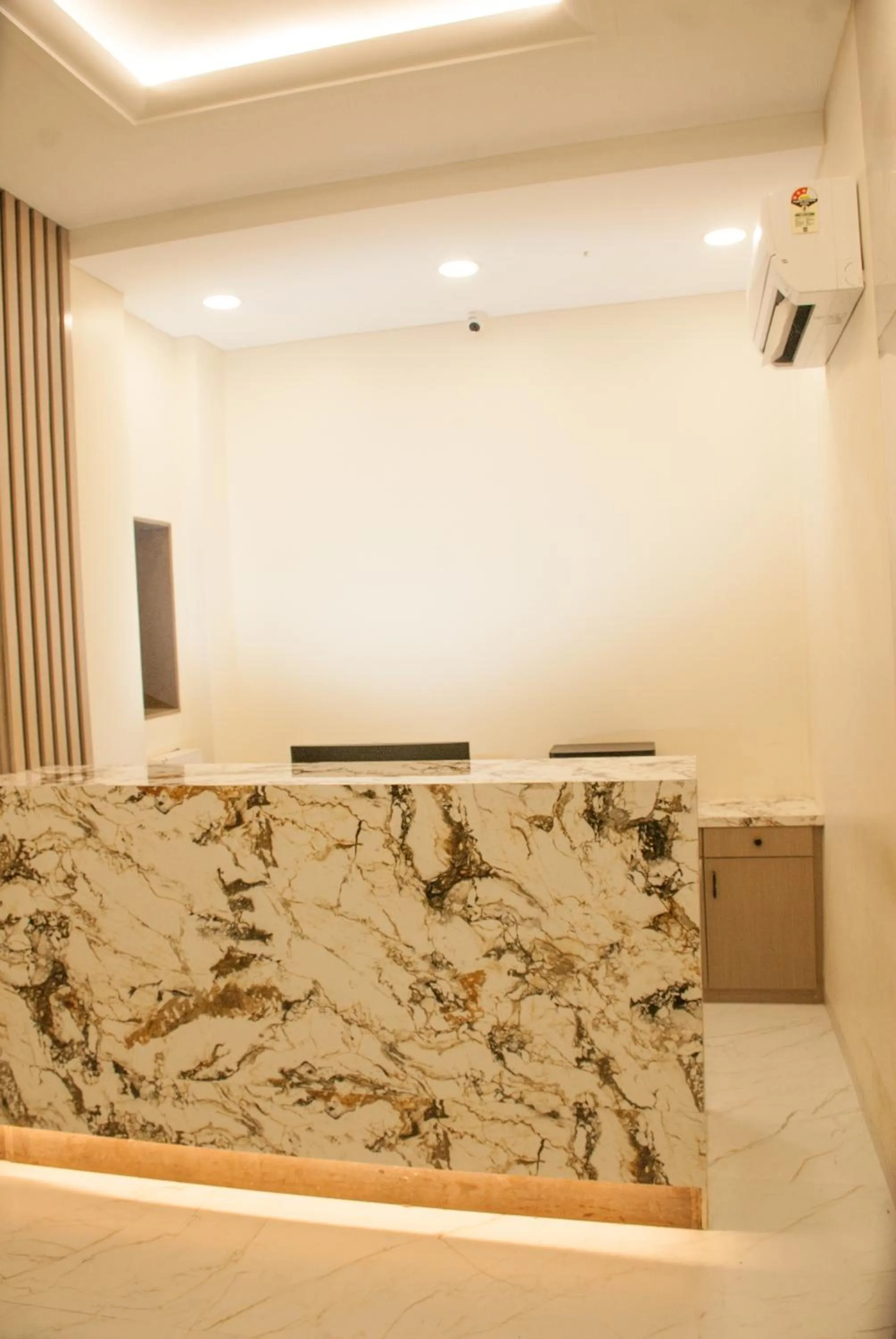 Lobby or reception in City Hotel