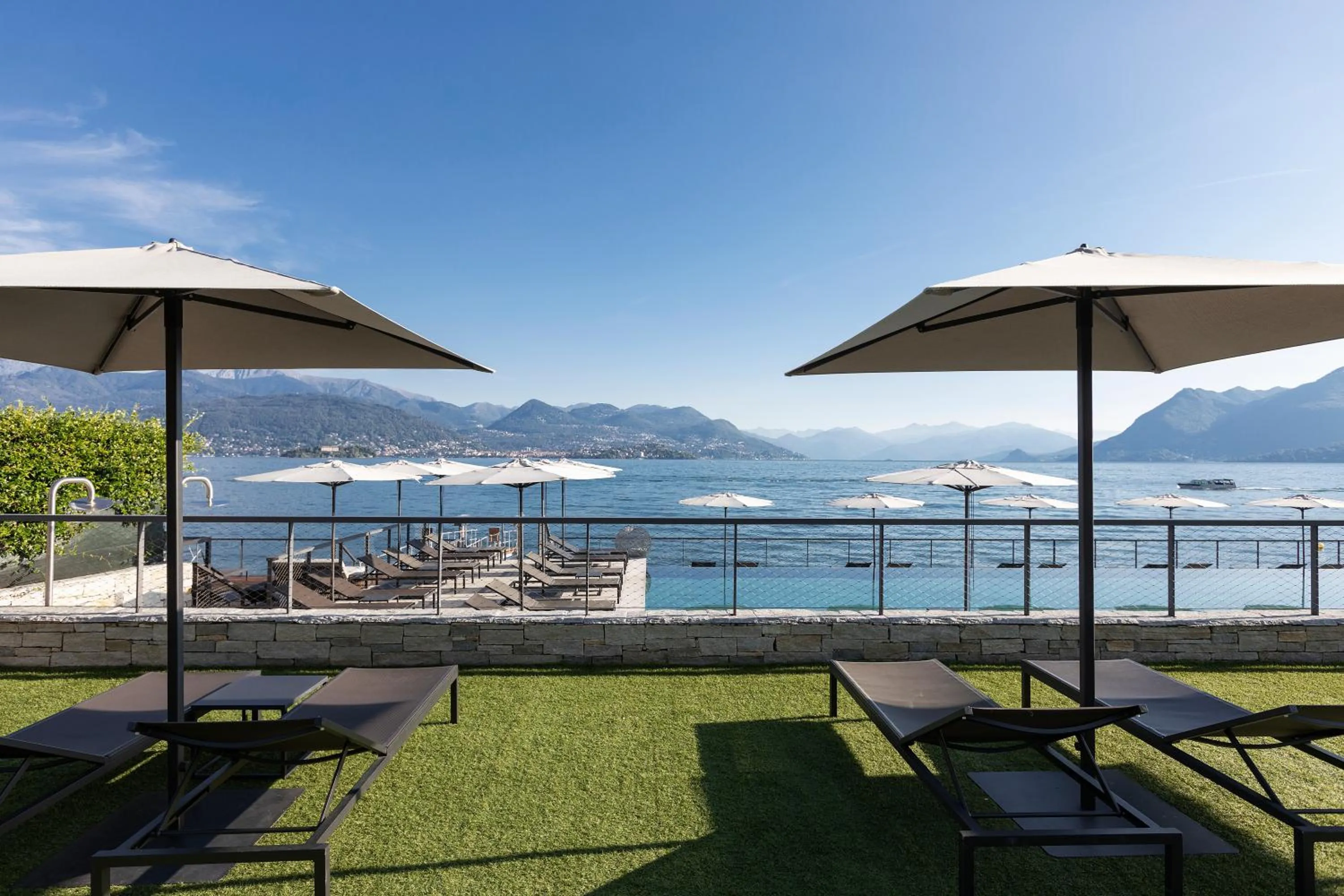 Swimming pool in Hotel La Palma