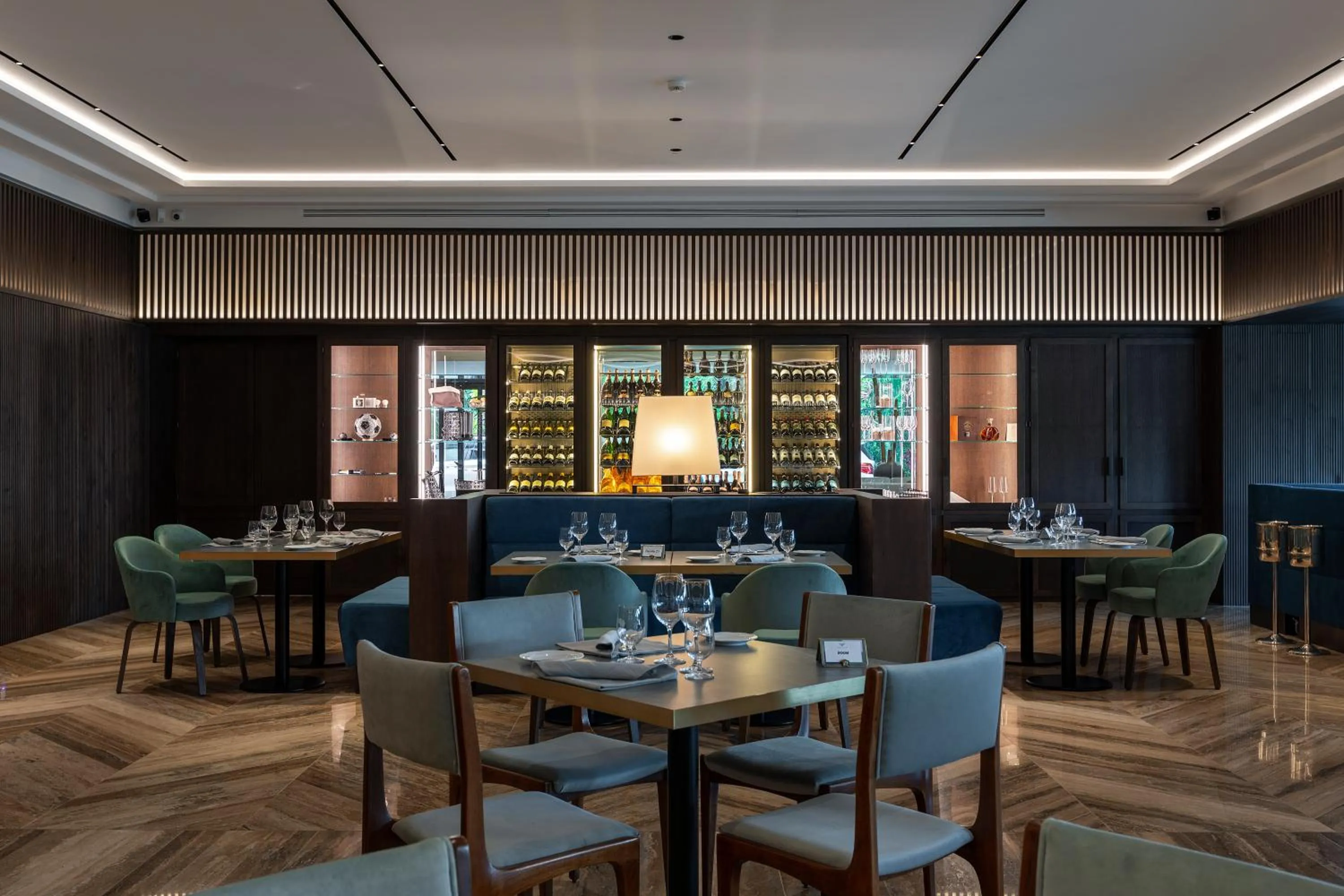 Restaurant/places to eat in Hotel La Palma