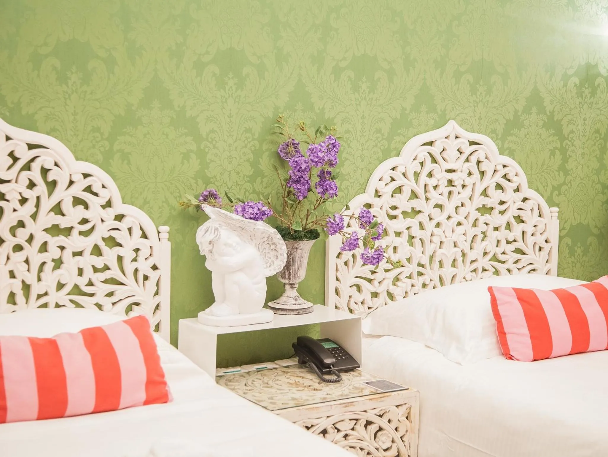 Bed in Anna King Hotel