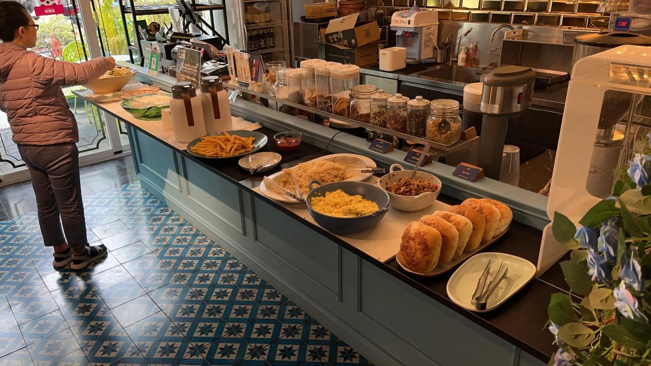 Breakfast in Anna King Hotel