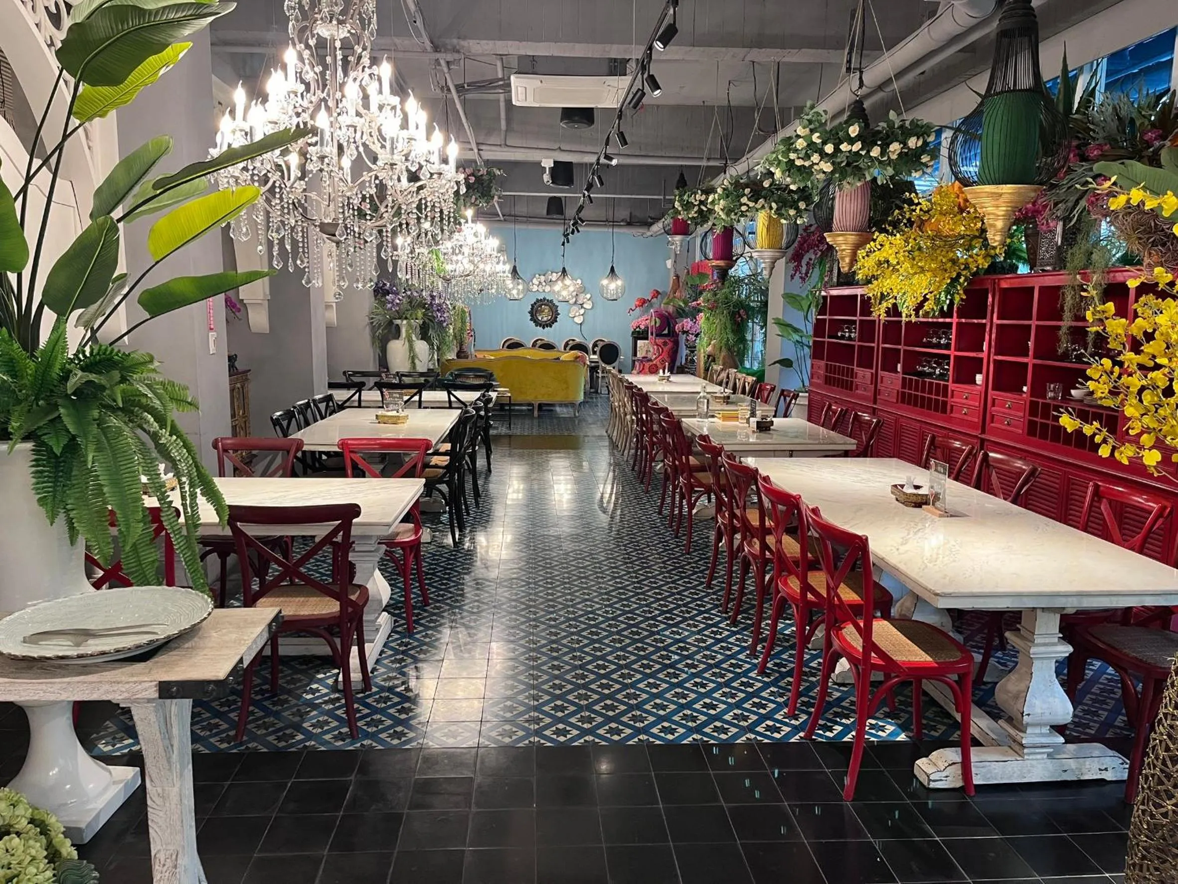 Restaurant/places to eat in Anna King Hotel