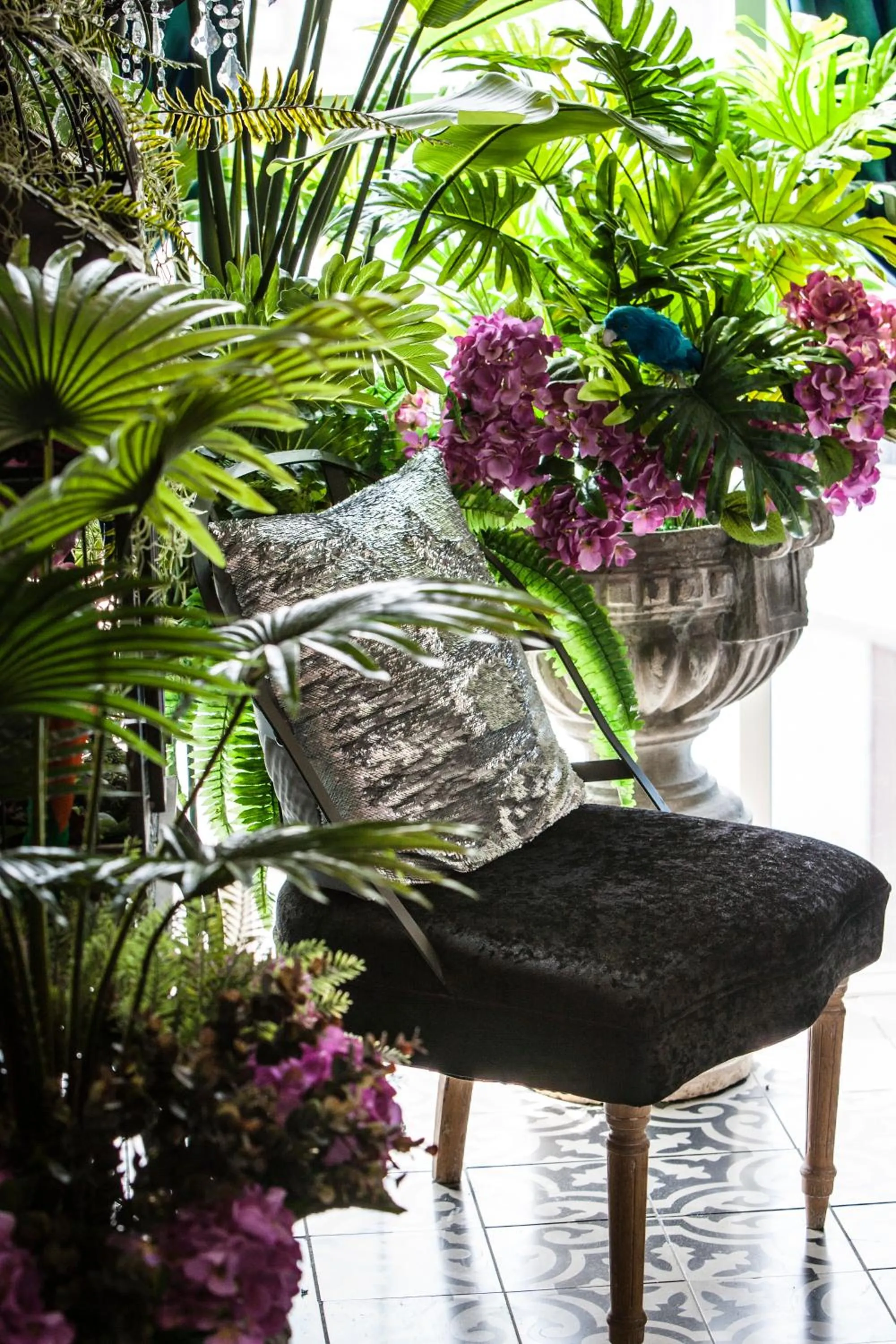 Seating area in Anna King Hotel