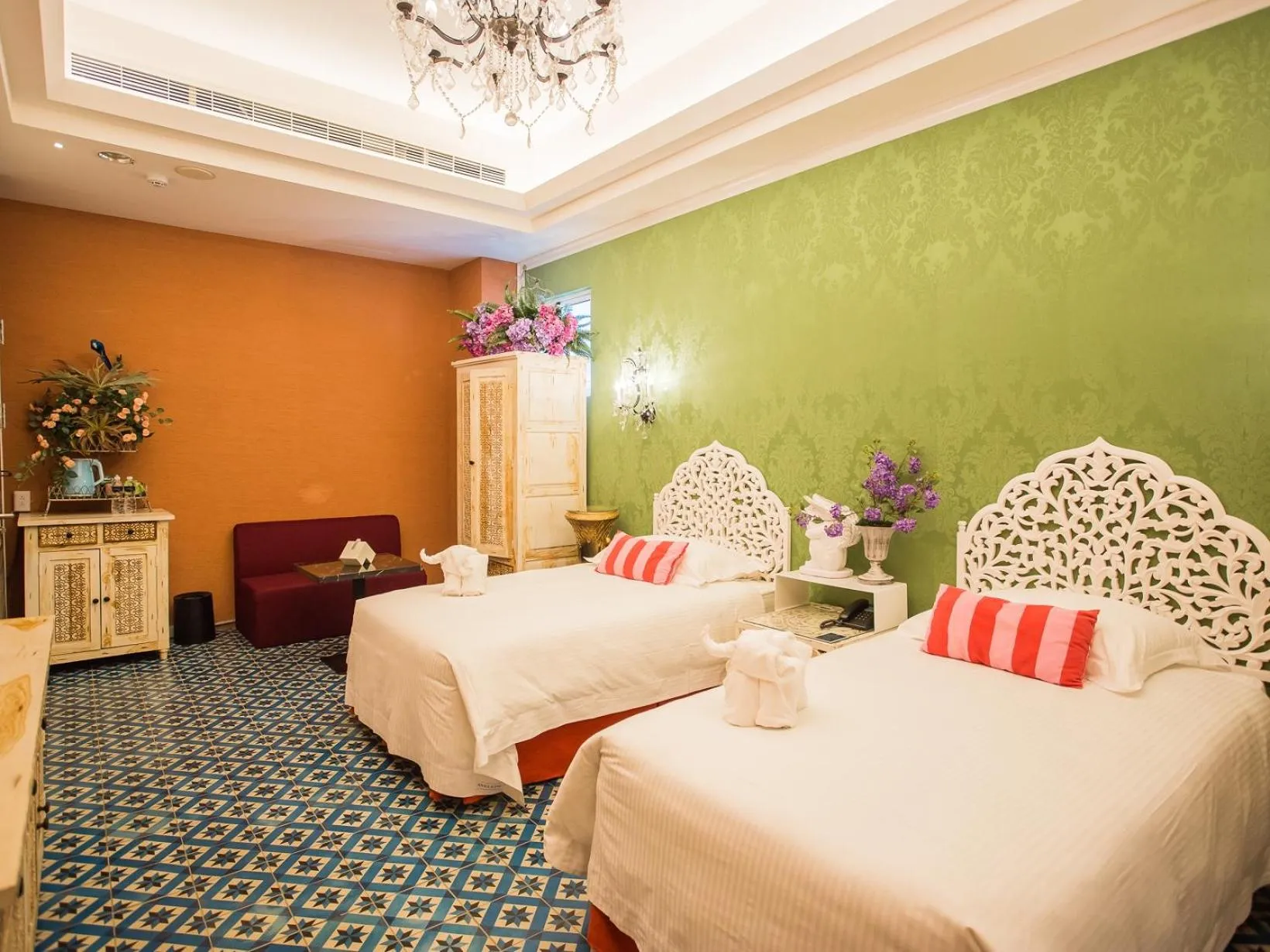 Bed in Anna King Hotel