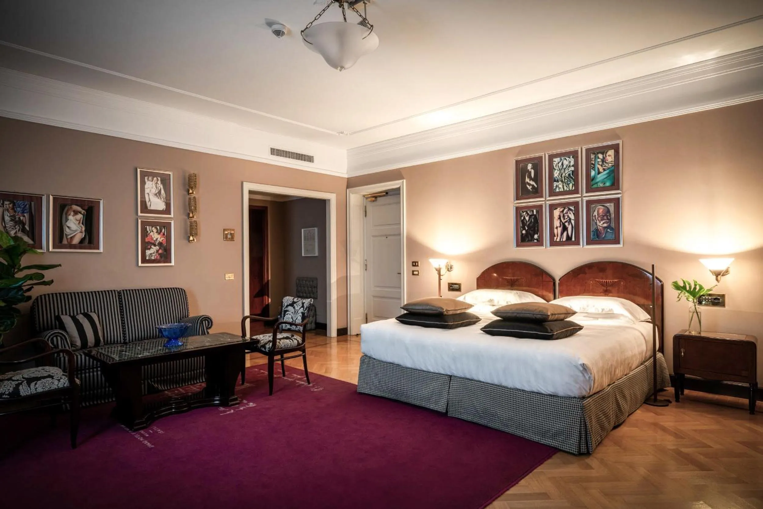 Bedroom, Bed in Grand Hotel et de Milan - The Leading Hotels of the World