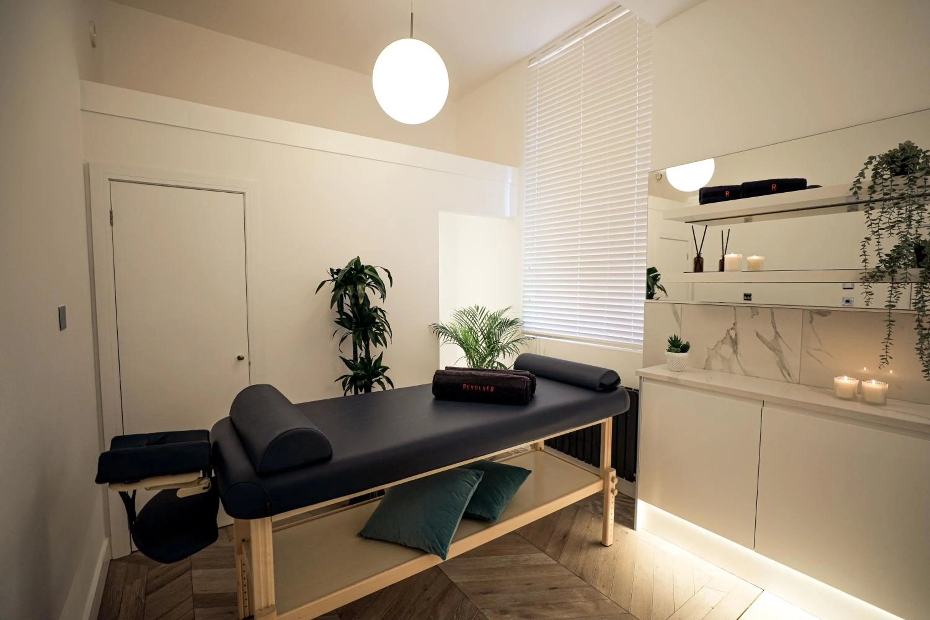 Spa and wellness centre/facilities in Revolver