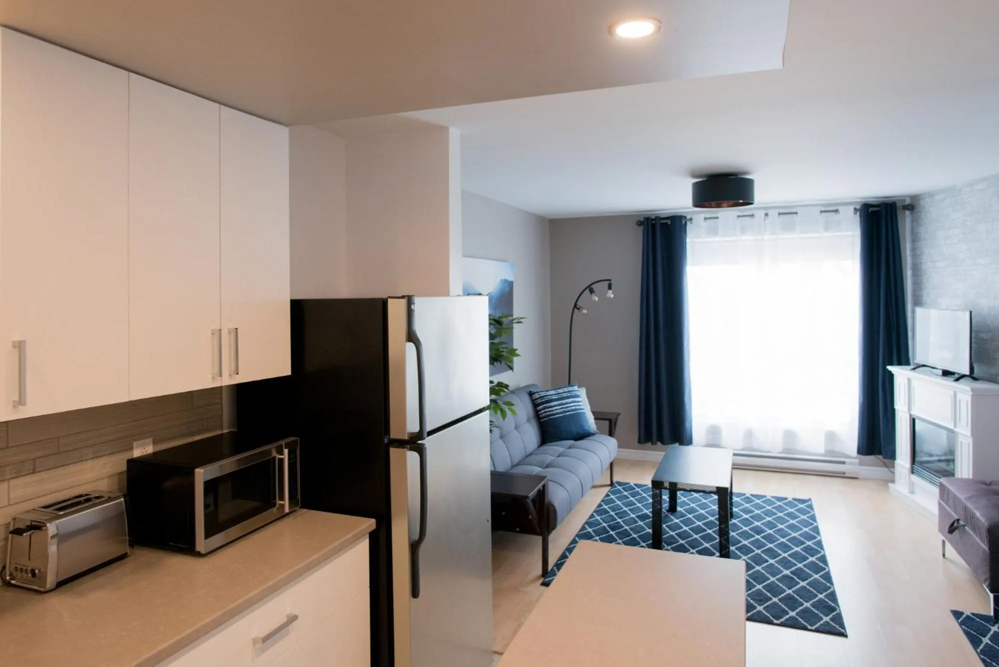 TV and multimedia in Le Court-Toit