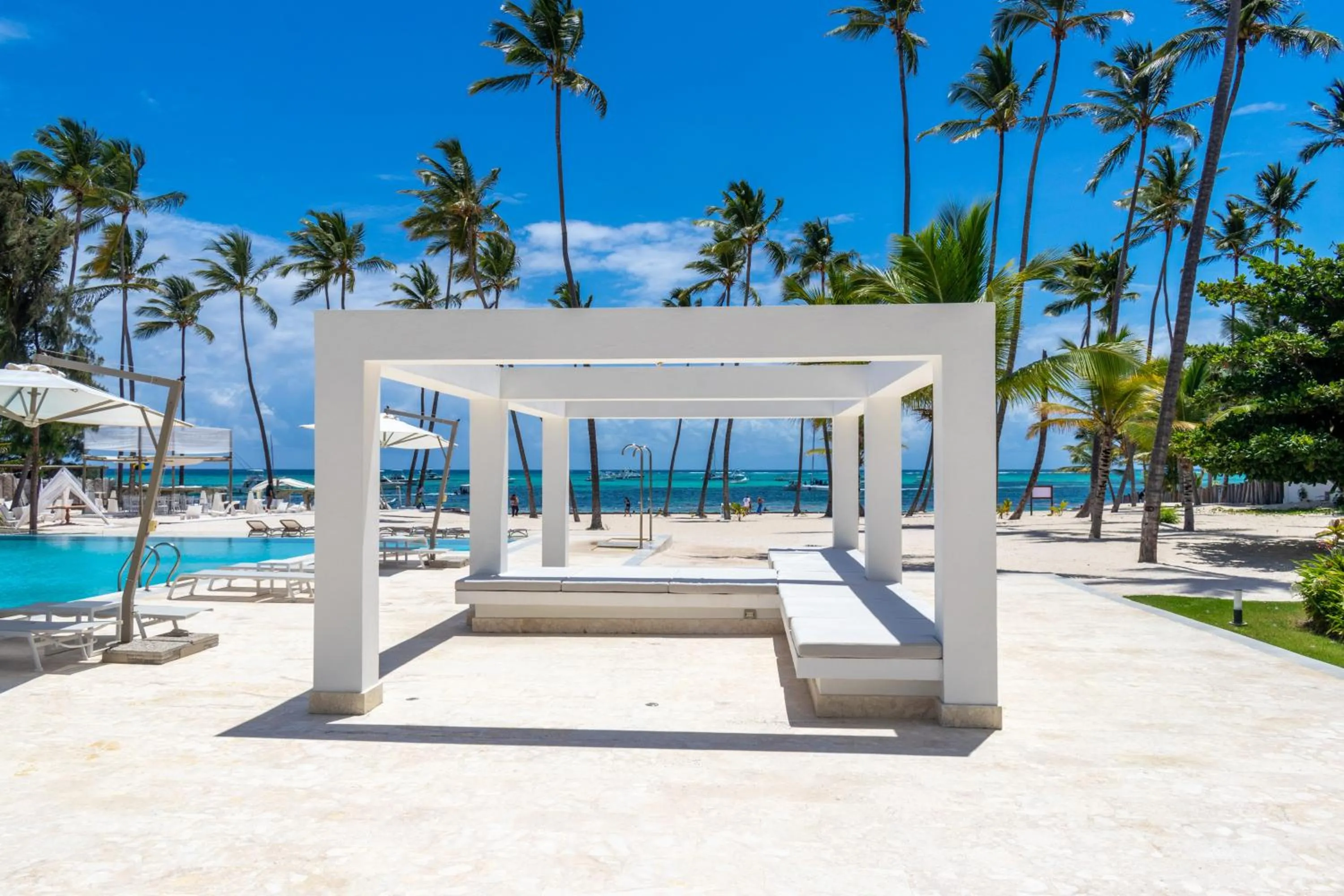 Beach in Family Getaway Apartment - Right On The Beach