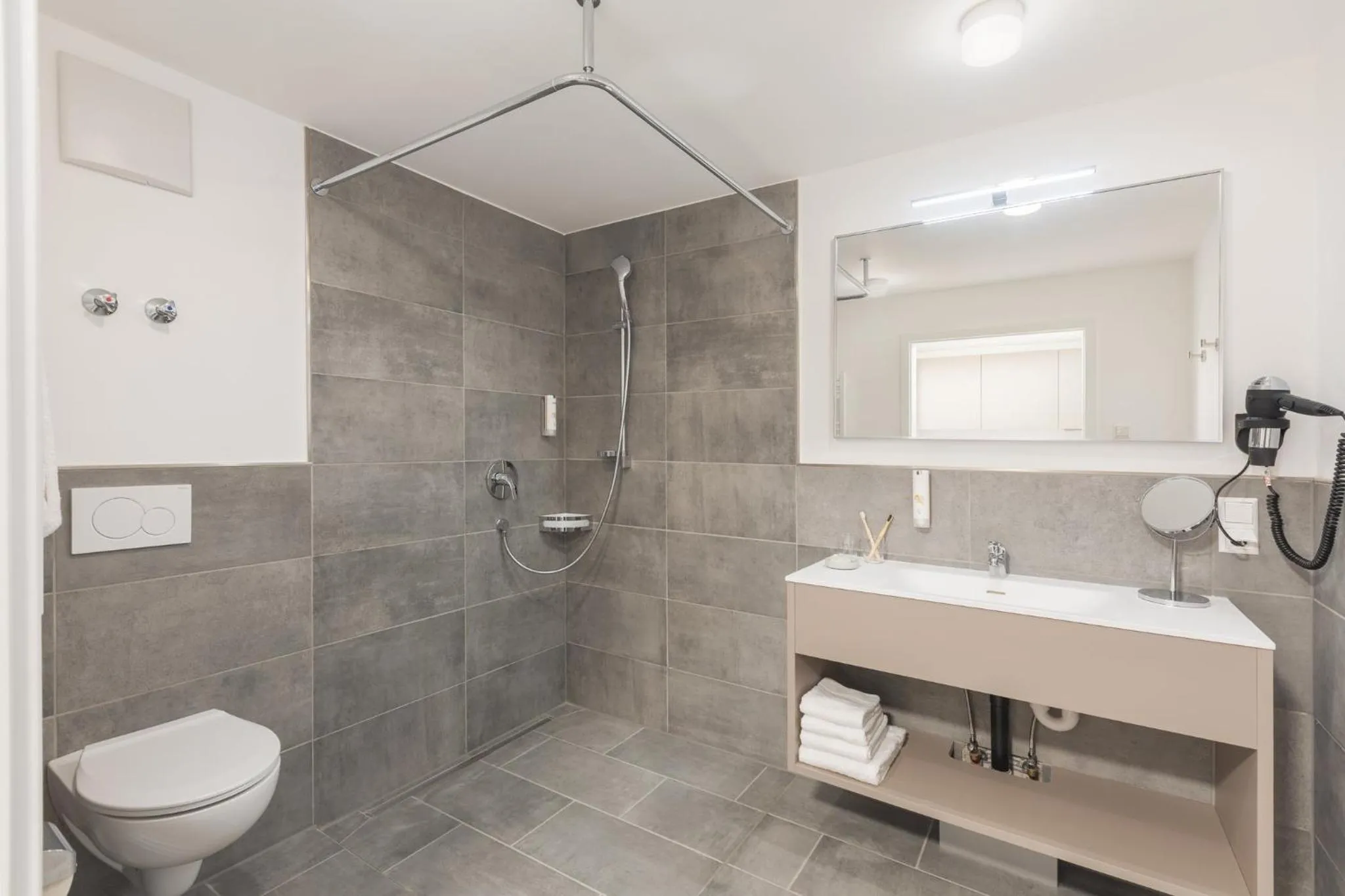 Bathroom in acora Heidelberg