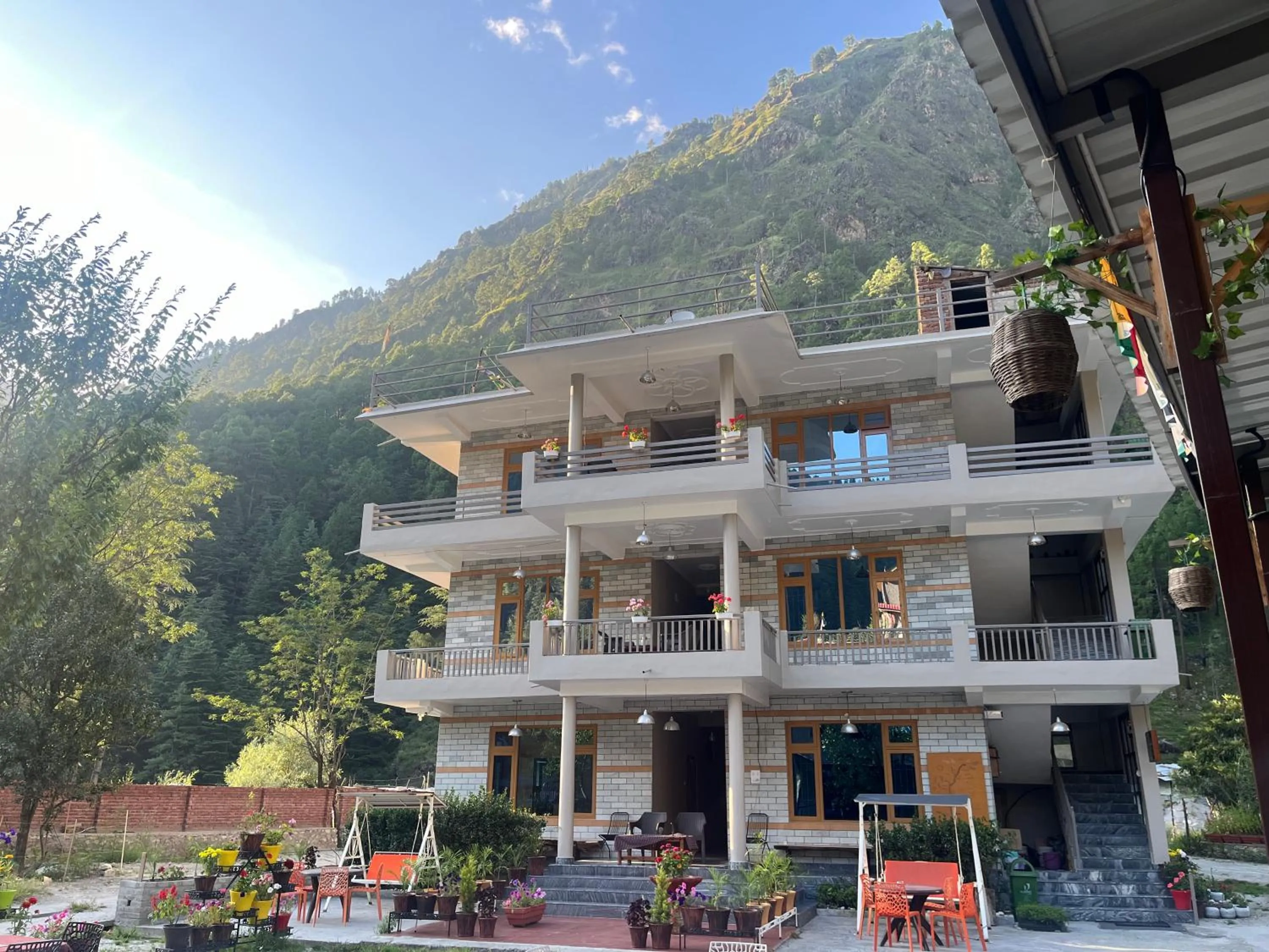 Property building in The Royal Orchard Kasol