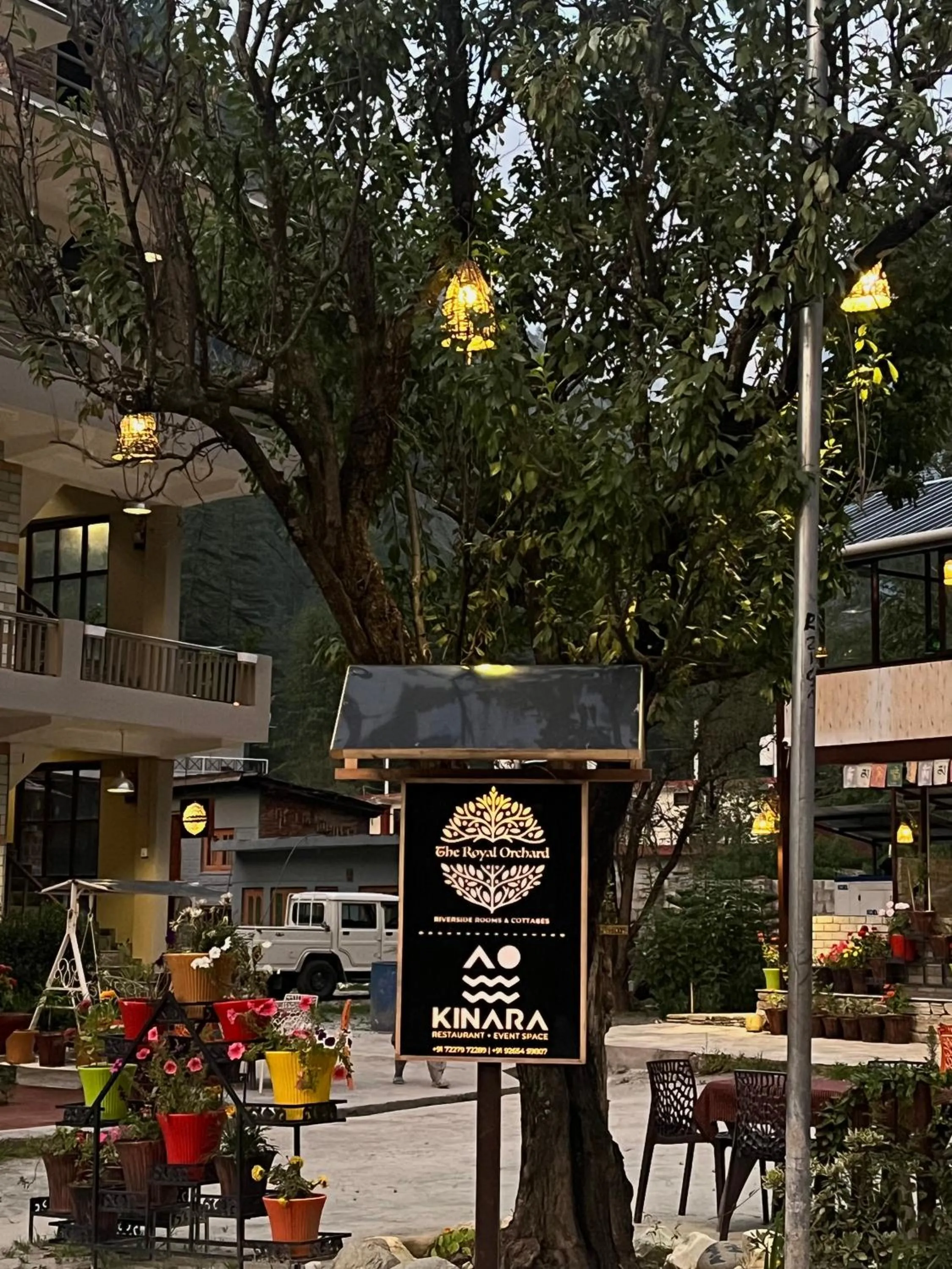 Logo/Certificate/Sign in The Royal Orchard Kasol