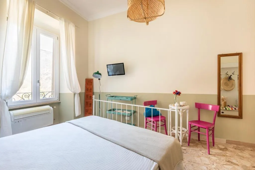 Photo of the whole room, Bed in Il sogno di Amelie