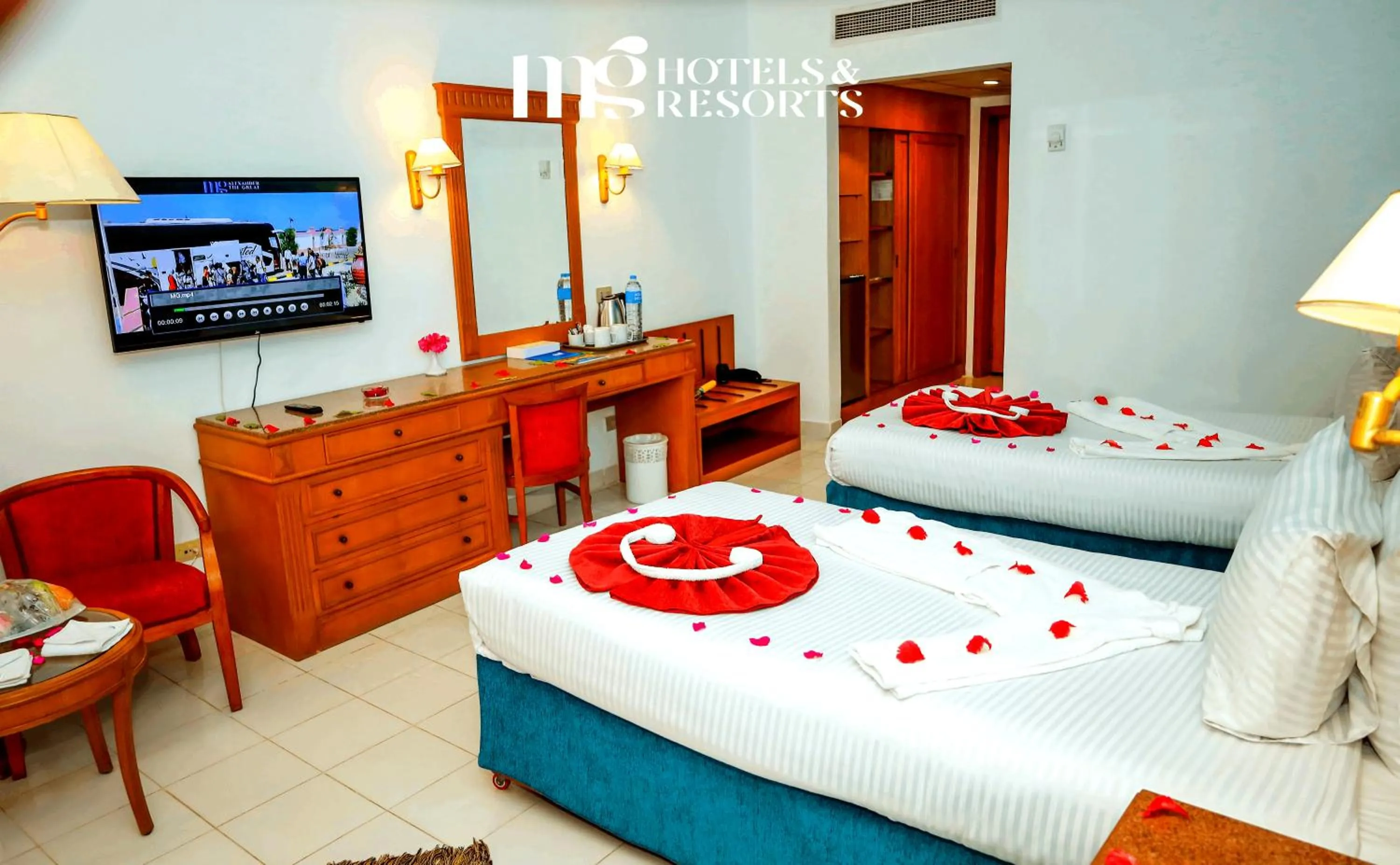 Bedroom in MG Alexander The Great Hotel