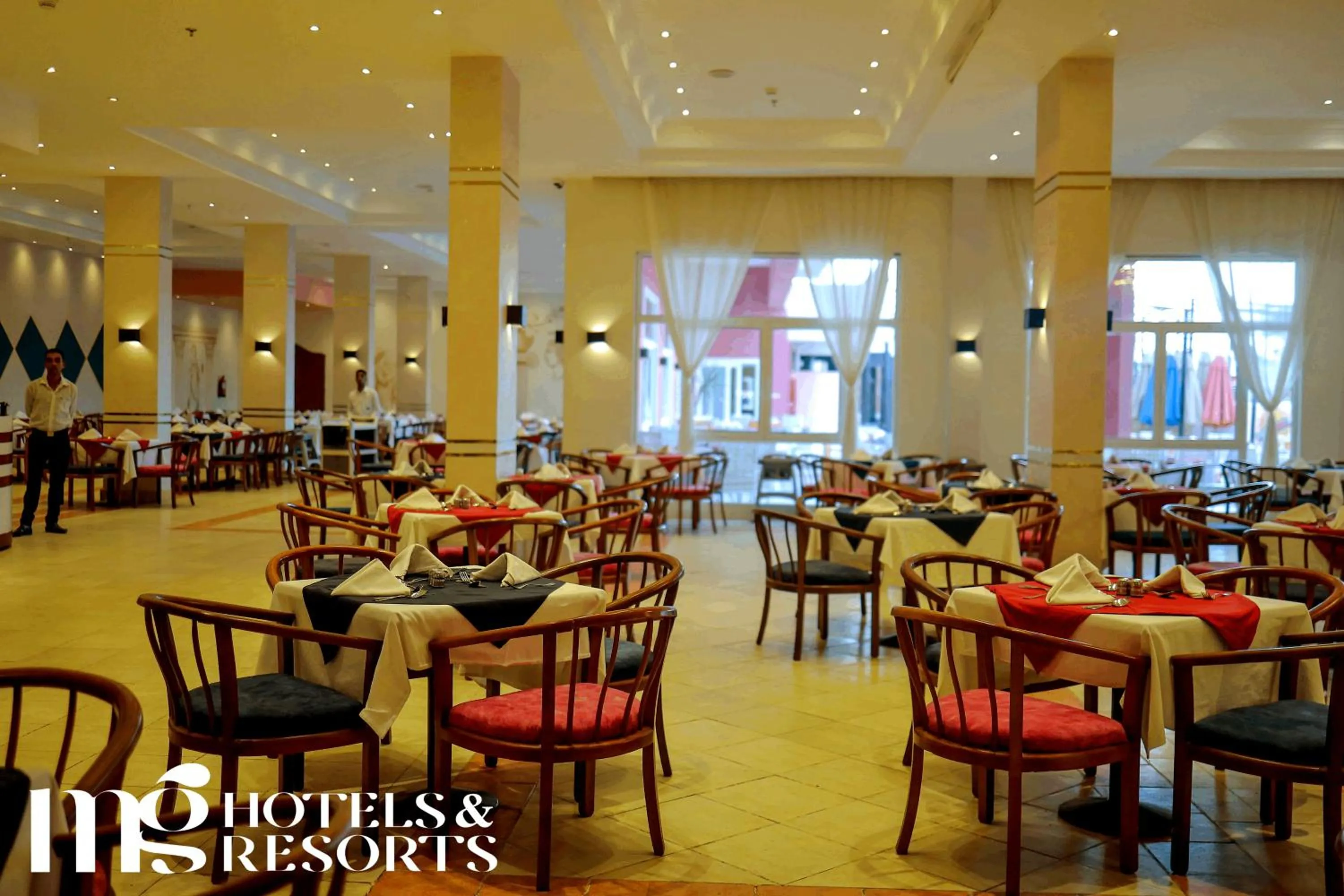 Restaurant/places to eat in MG Alexander The Great Hotel