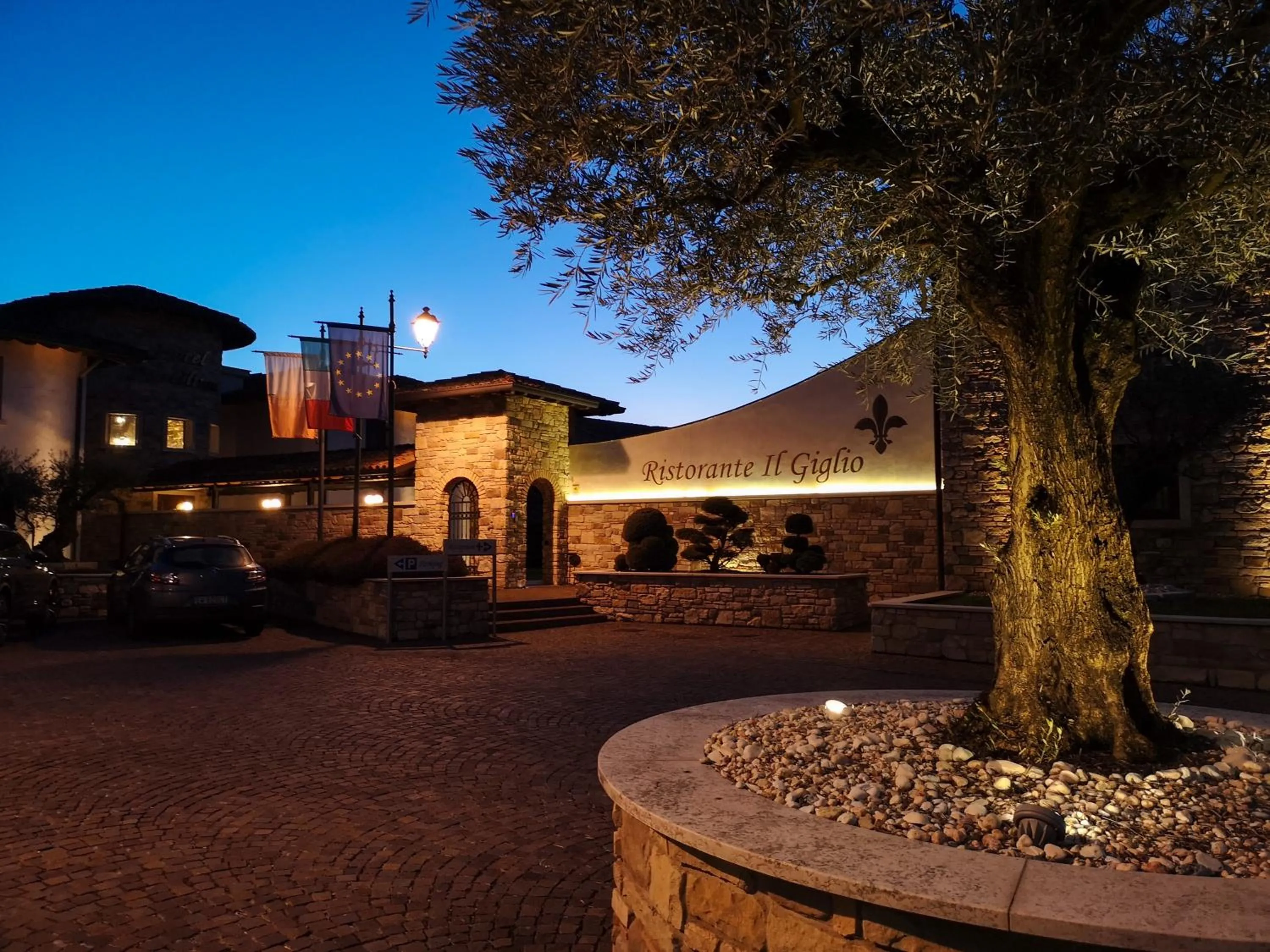 Property building in Hotel Purlilium