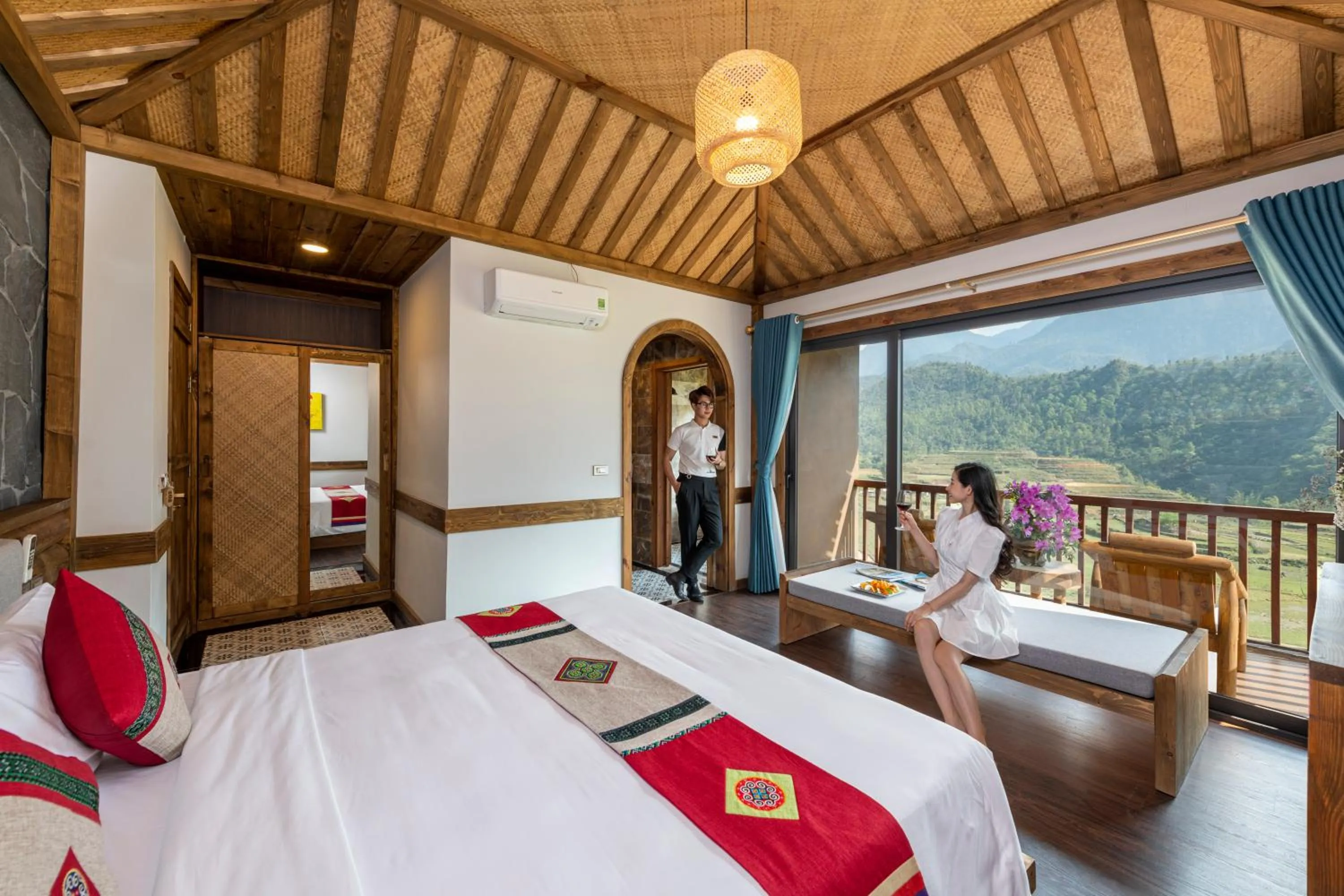 Photo of the whole room, Bed in Sin Chai Ecolodge
