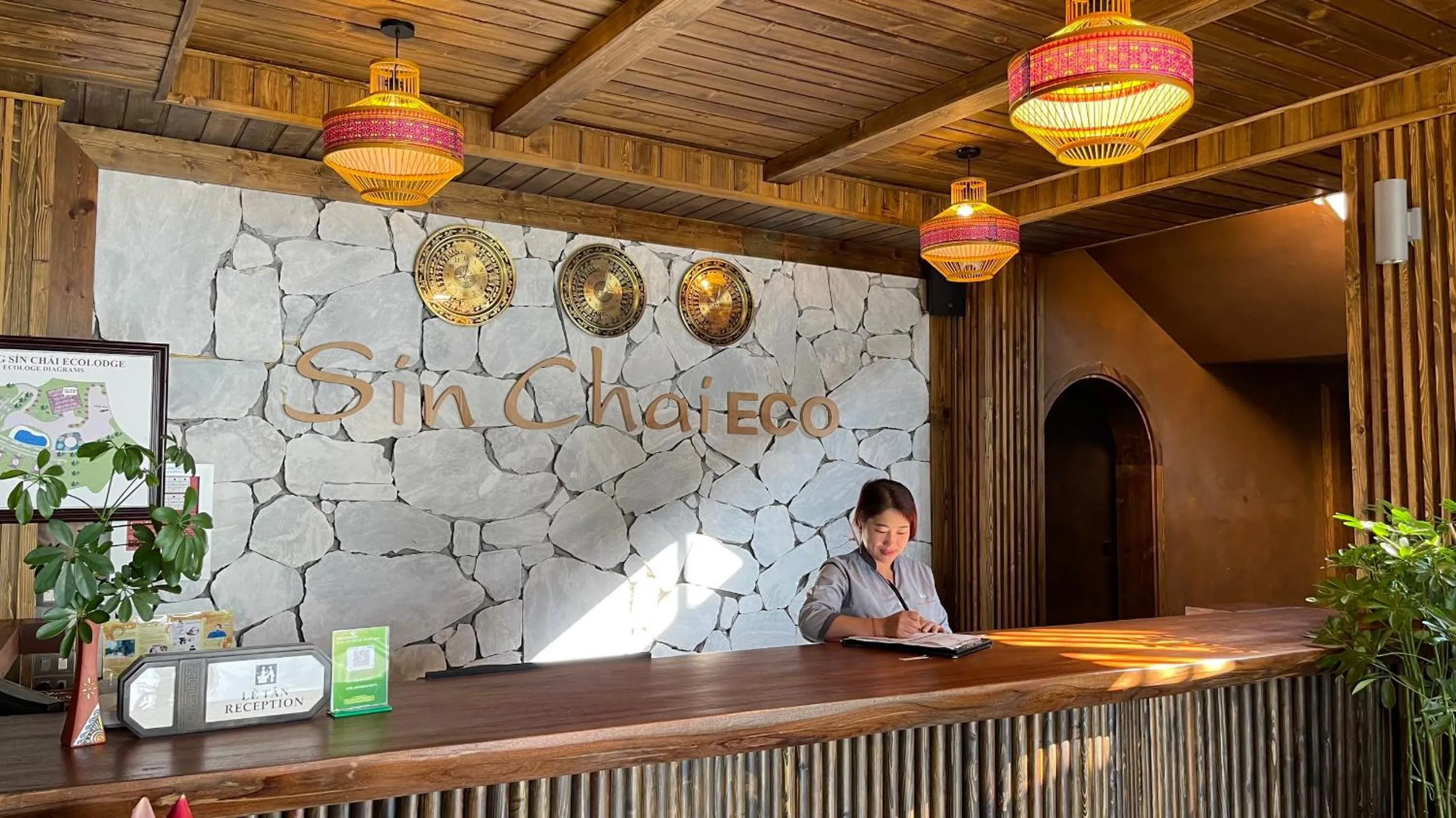 Staff in Sin Chai Ecolodge