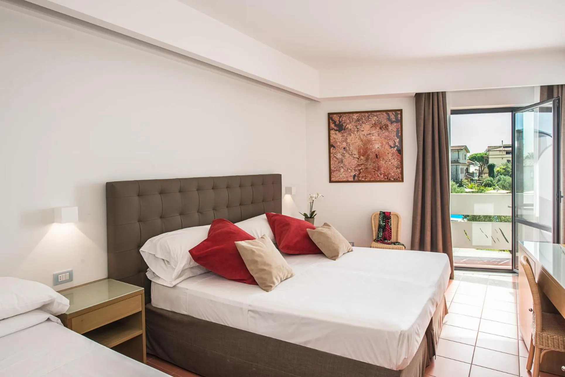 Photo of the whole room, Bed in Rada Siri