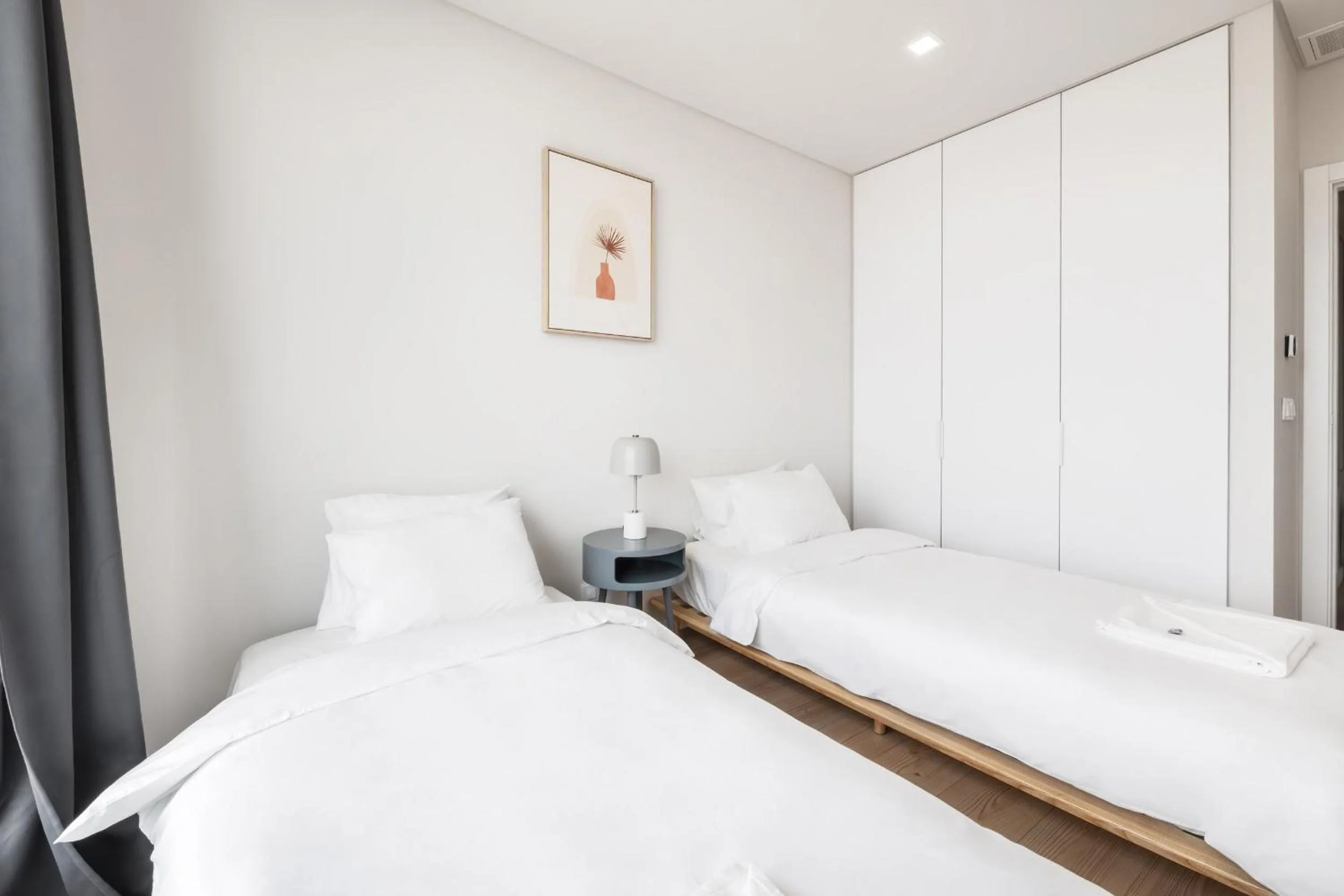 Bedroom, Bed in Ocean Apartment by Olala Homes