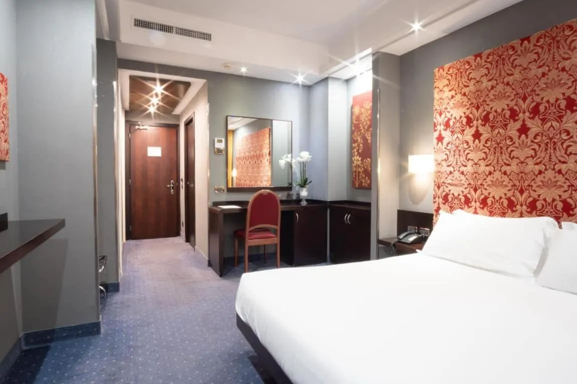 Photo of the whole room, Bed in Hotel IMPERATORI