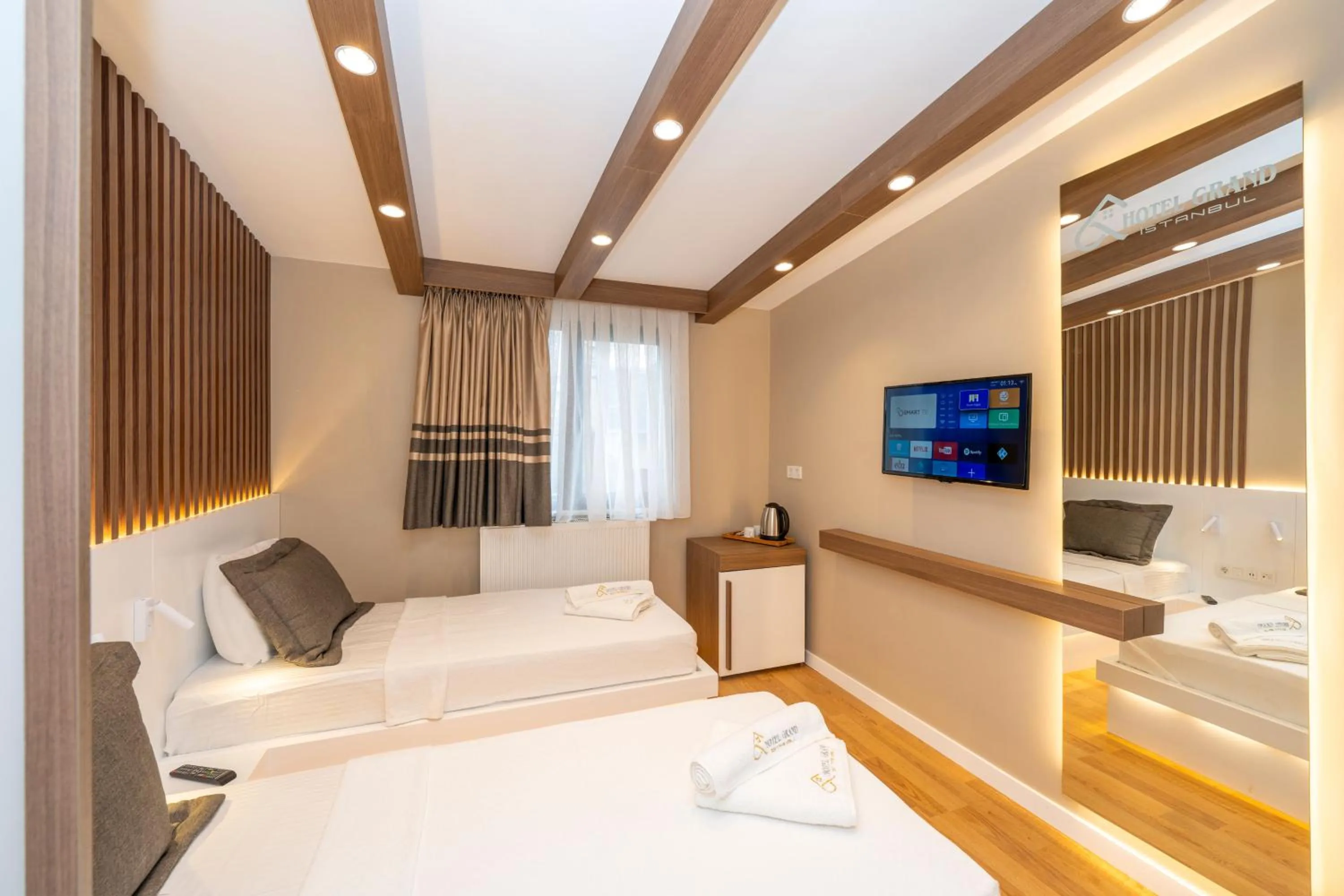 Bed in Hotel Grand İstanbul