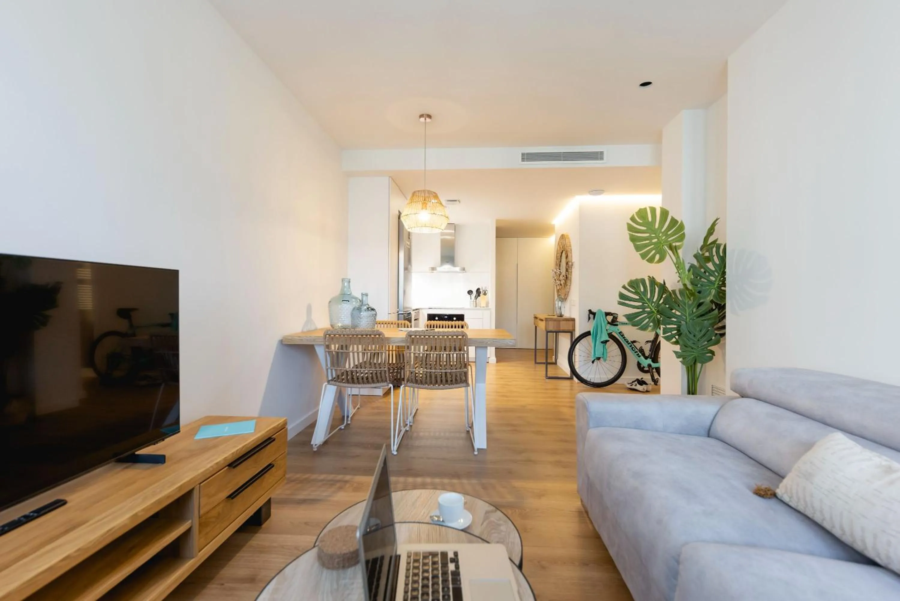 TV and multimedia in Bravissimo Tarlà, 2-bedroom apartment