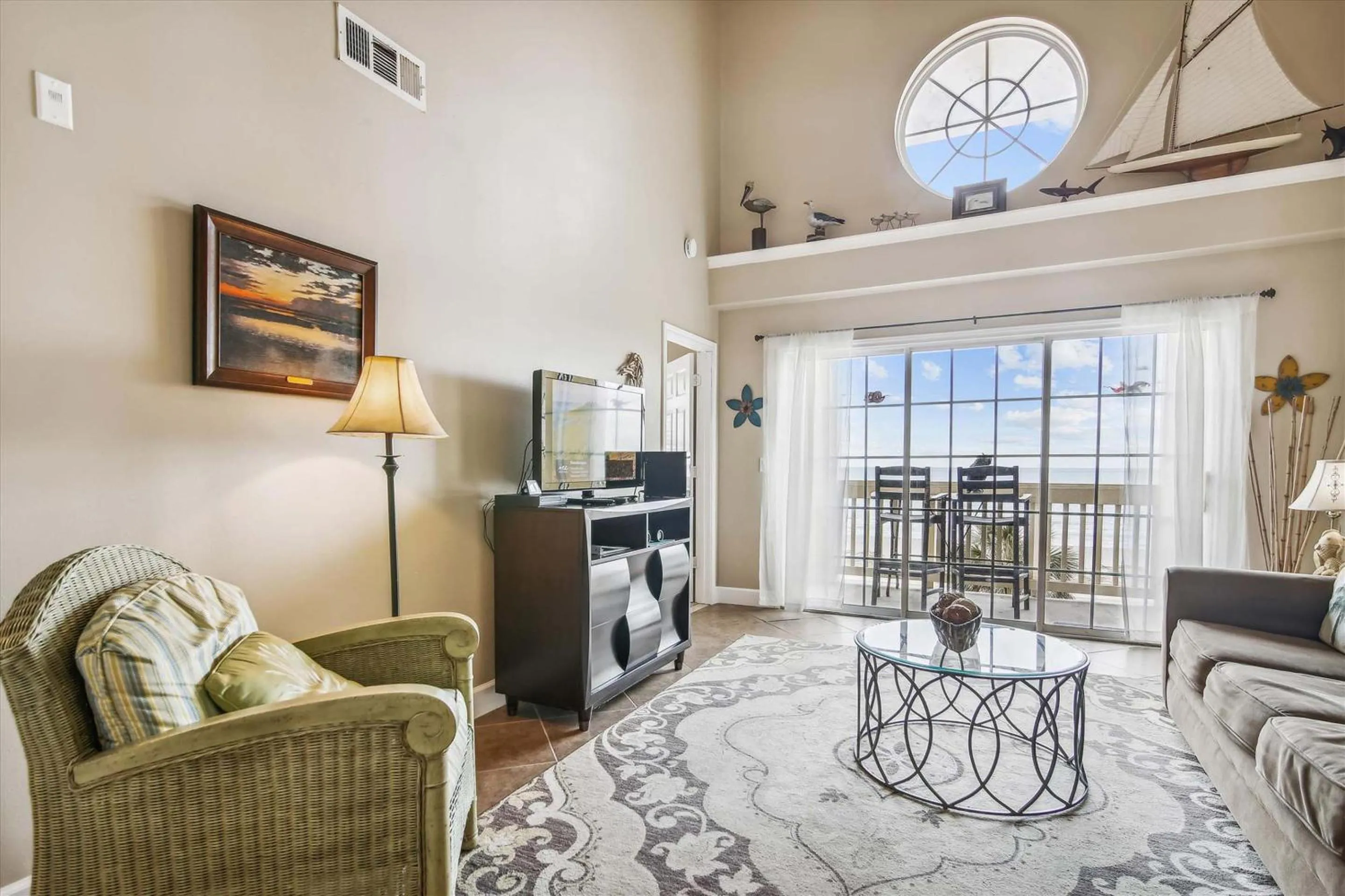 Dawn 1037-The Regal Seagull