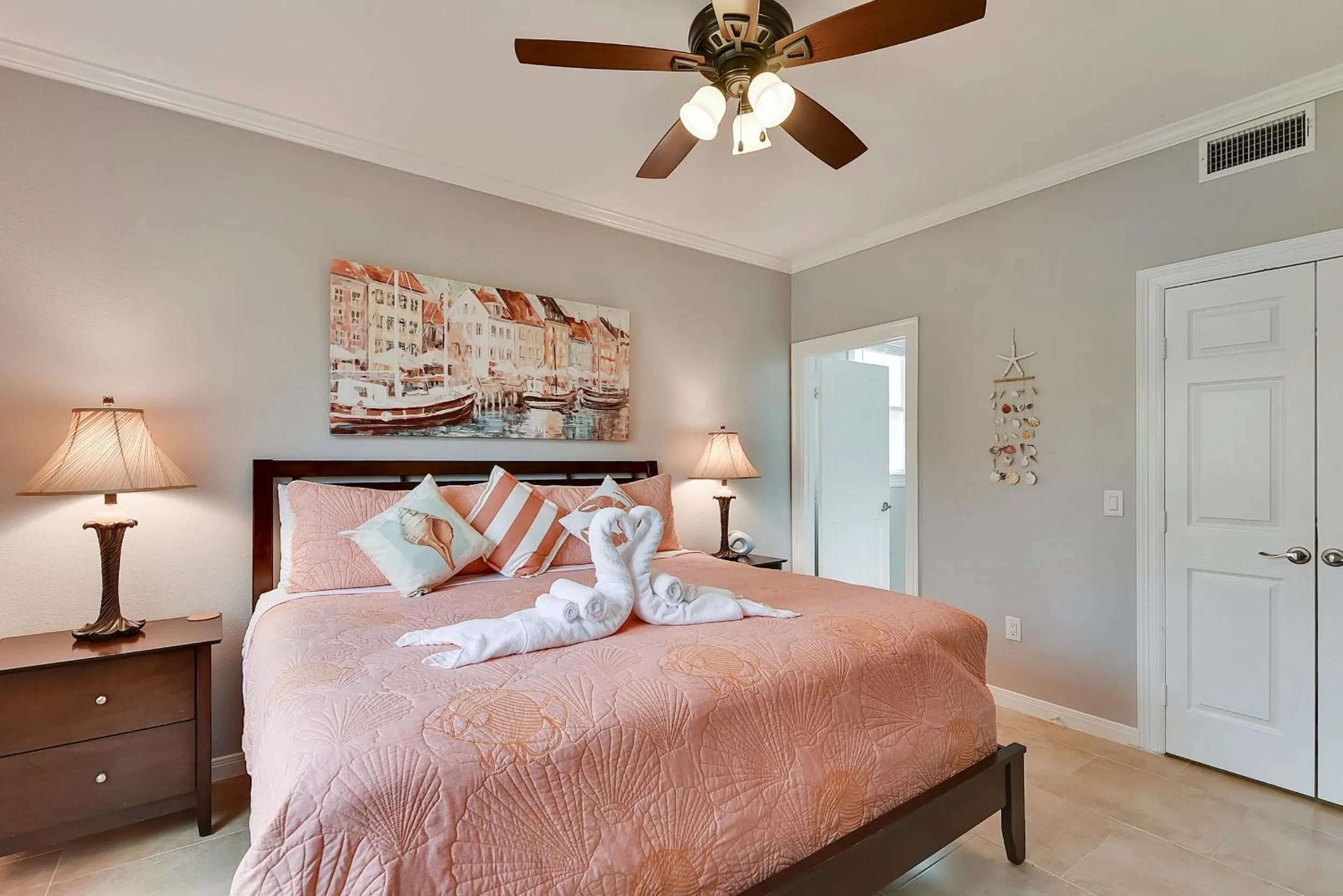 Bed in Dawn 916-Hook, Wine & Sinker