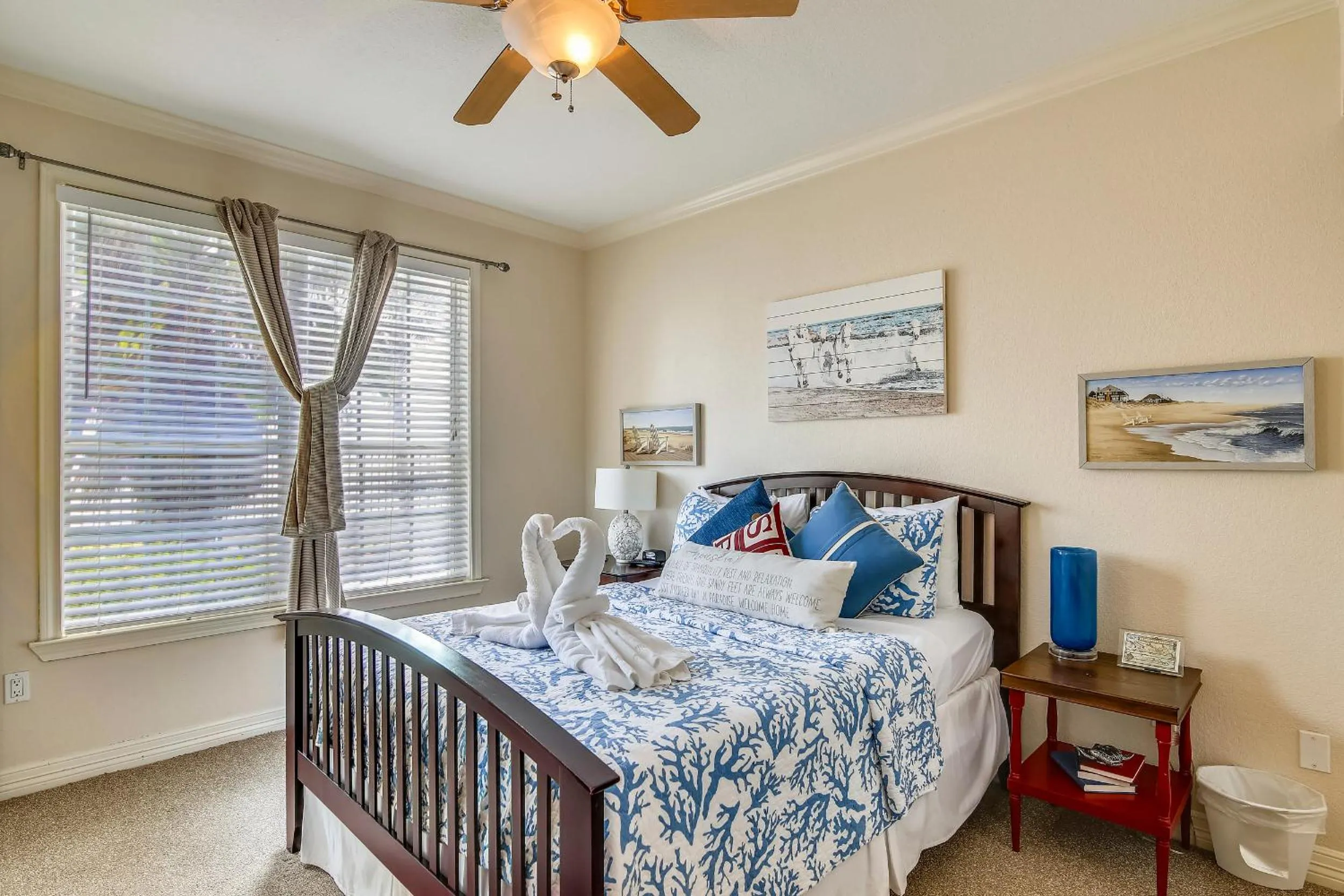 Property building, Bed in Dawn 1012-Our Beach Break