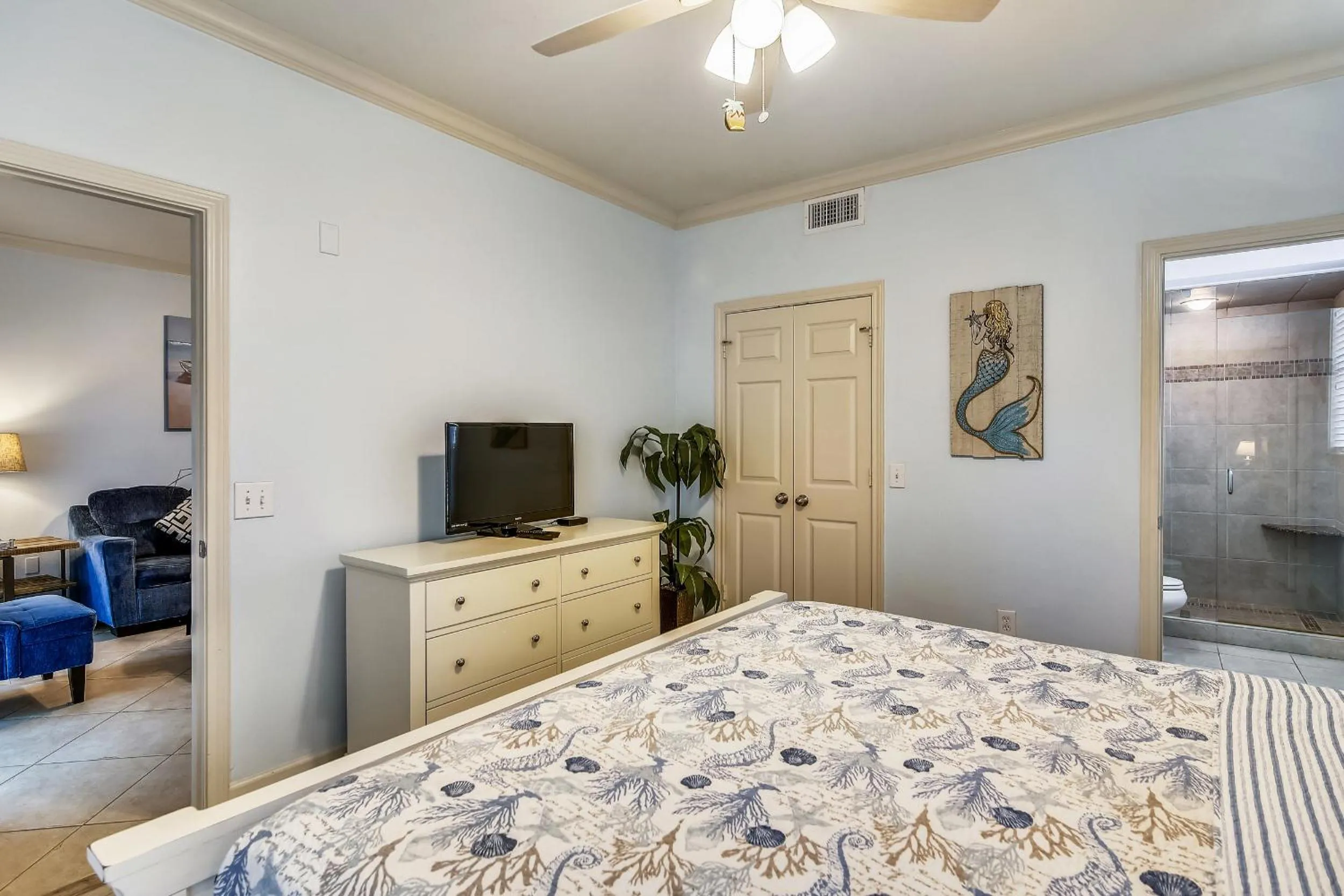 Bedroom, Bed in Dawn 511-Oasis at the Dawn