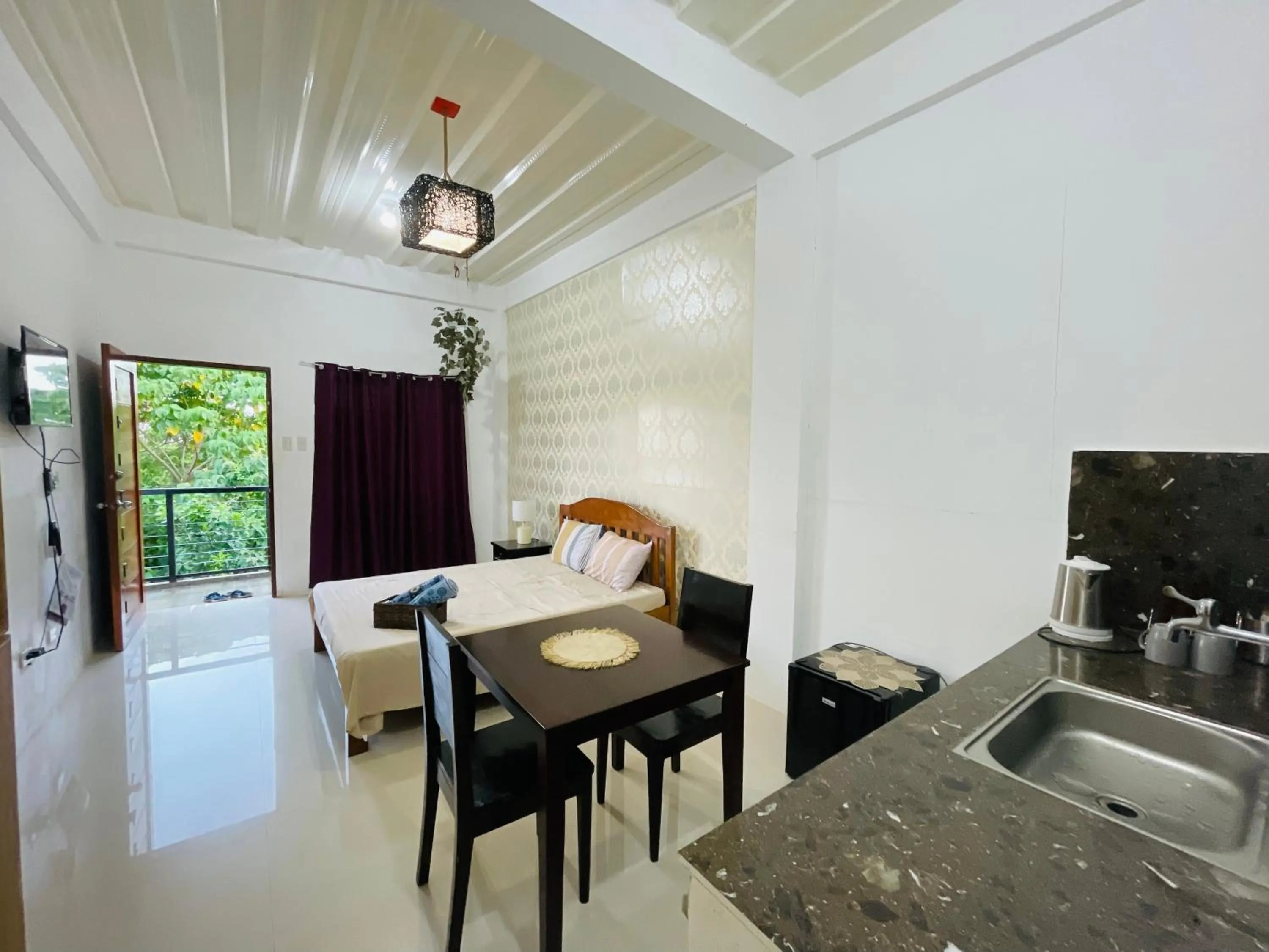 Kitchen or kitchenette in Sto Niño Residences Lucena City