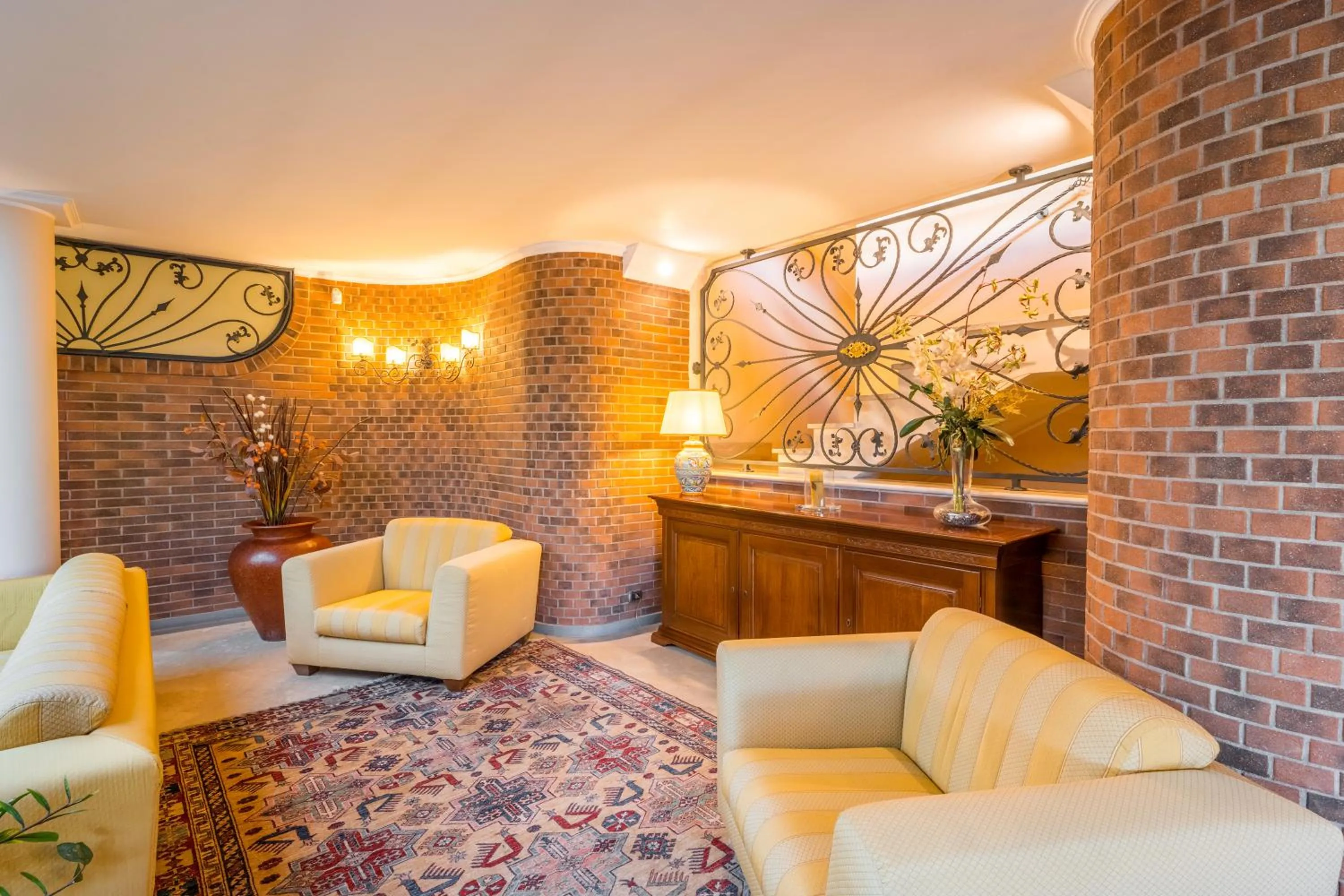 Lobby or reception in Altea Suites