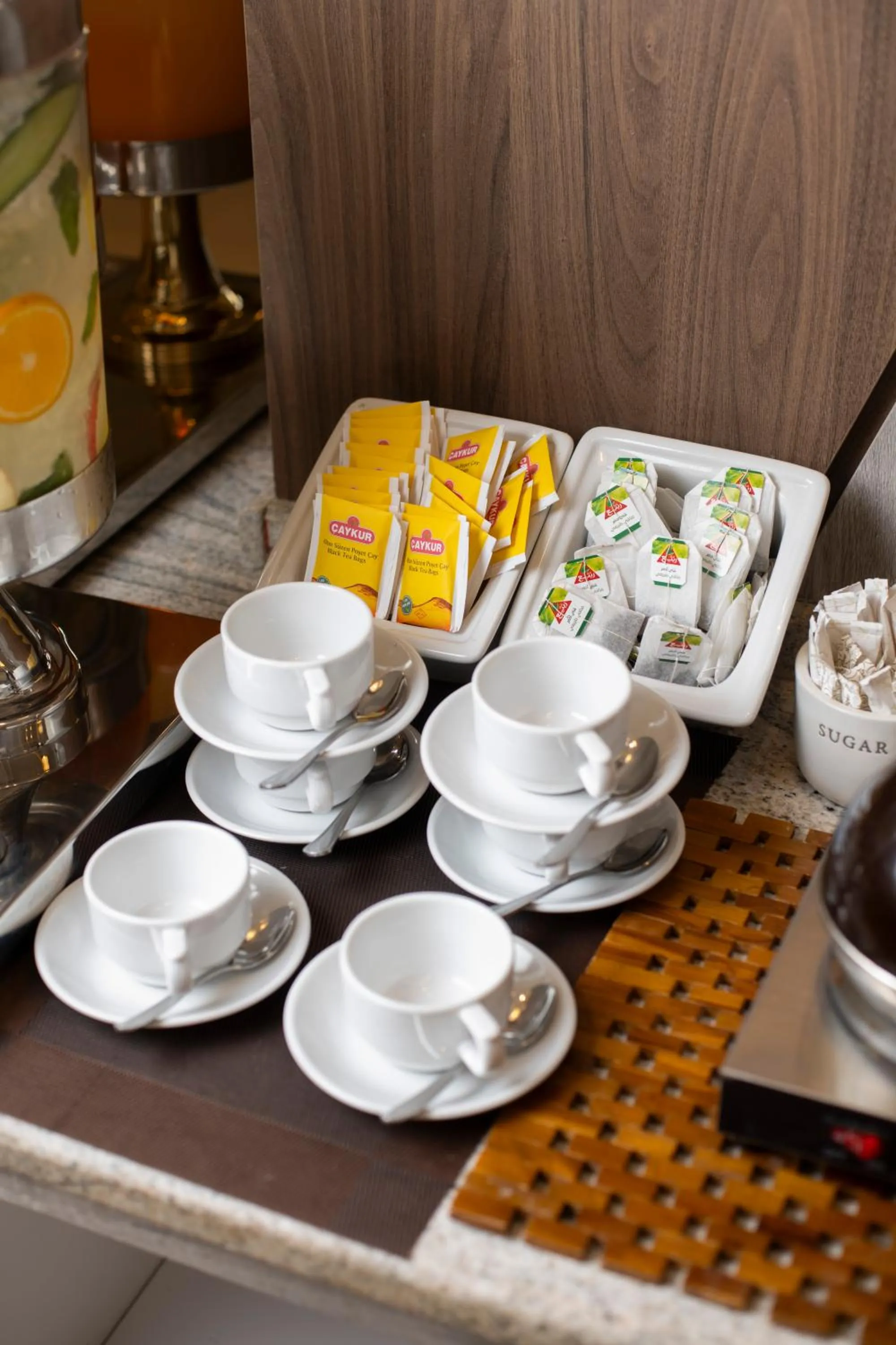 Coffee/tea facilities in Luciana Hotel by FHM