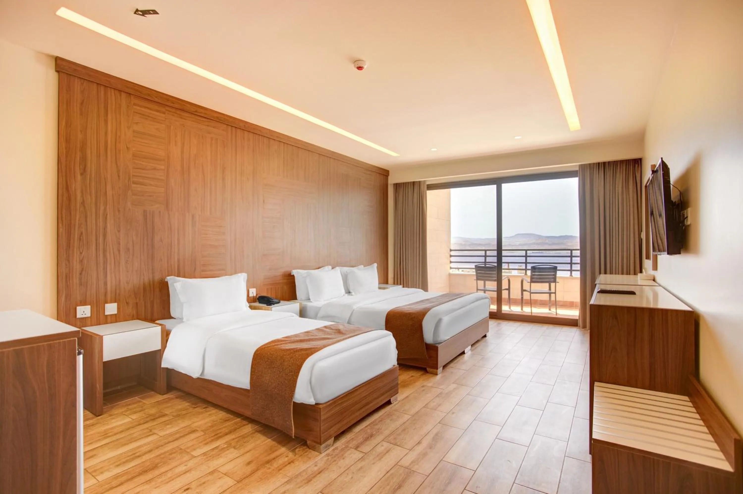 TV and multimedia, Bed in Luciana Hotel by FHM