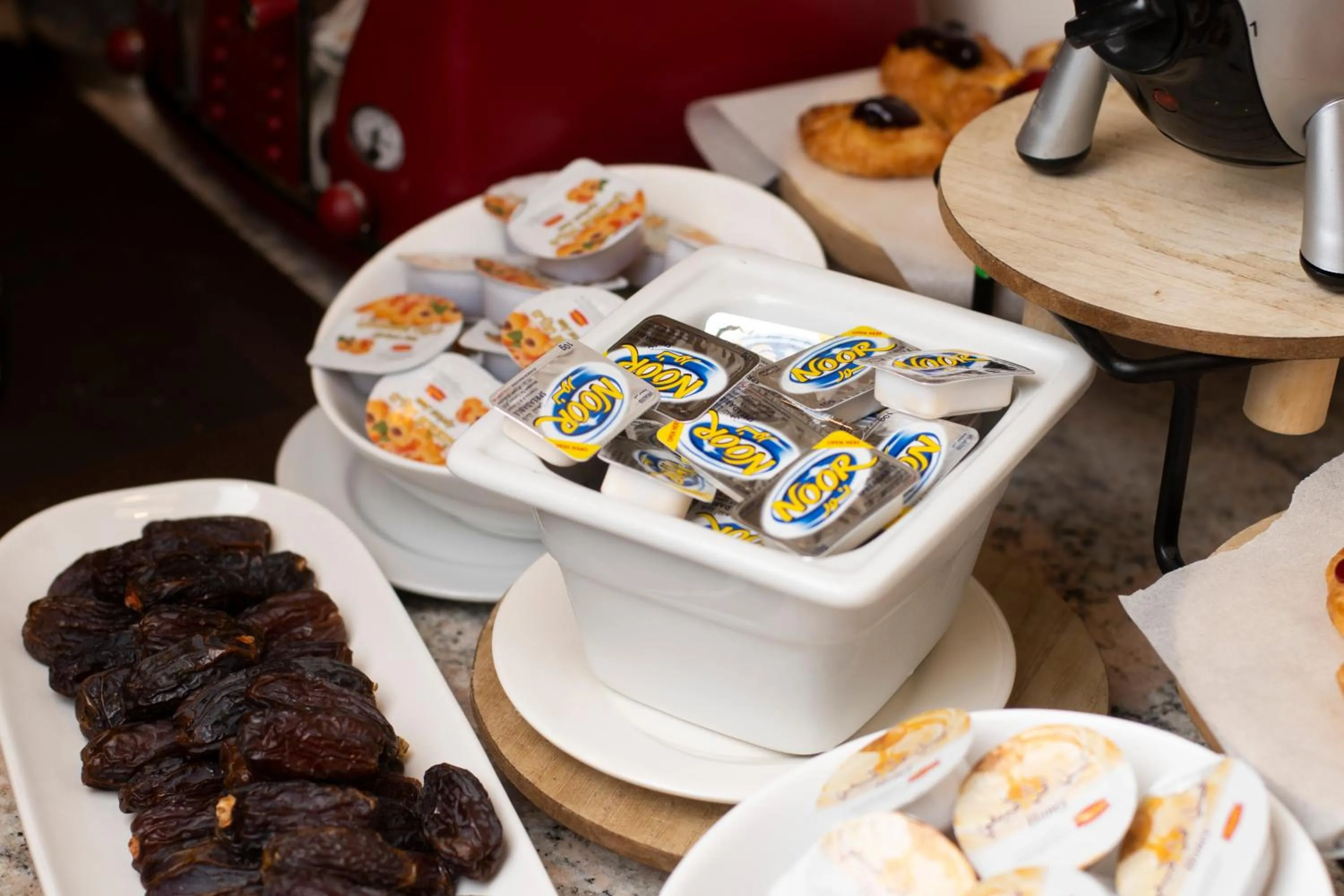 Food and drinks in Luciana Hotel by FHM