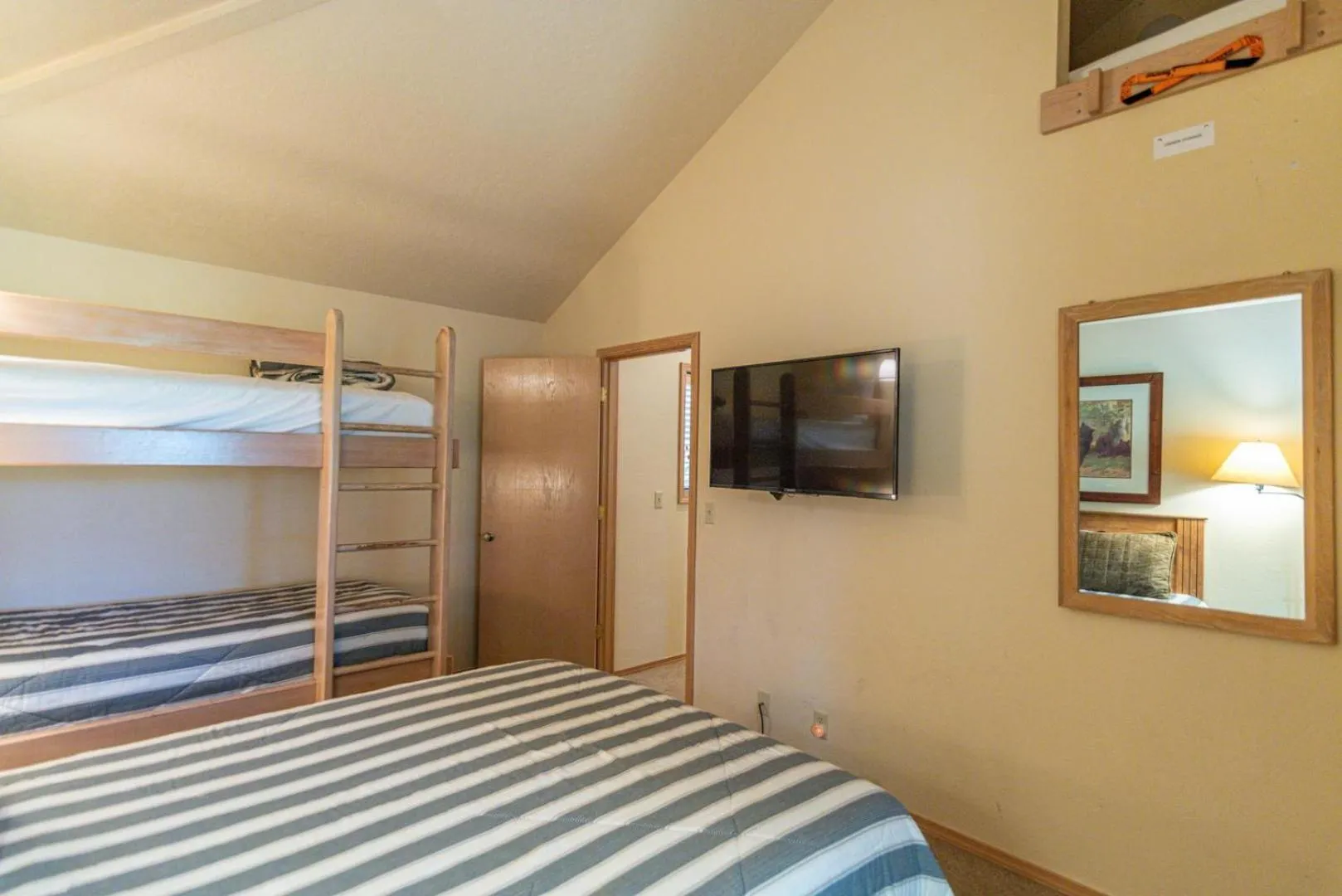 Bed in Pole House - Unit 1