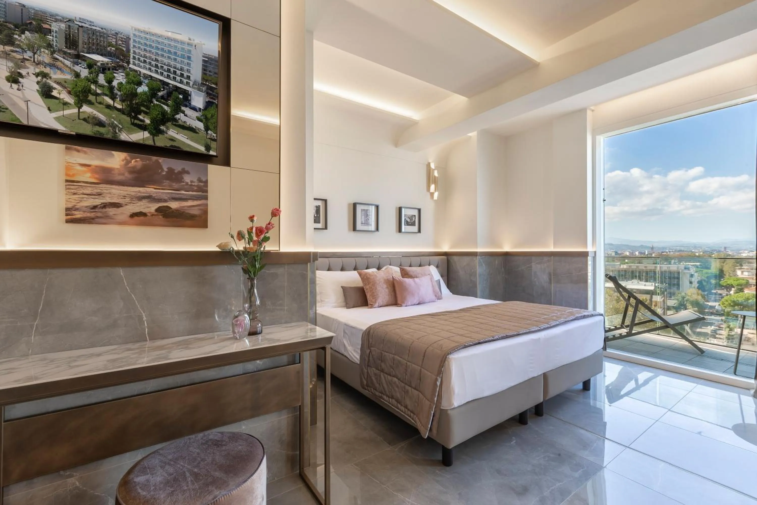 Photo of the whole room, Bed in Hotel Sporting