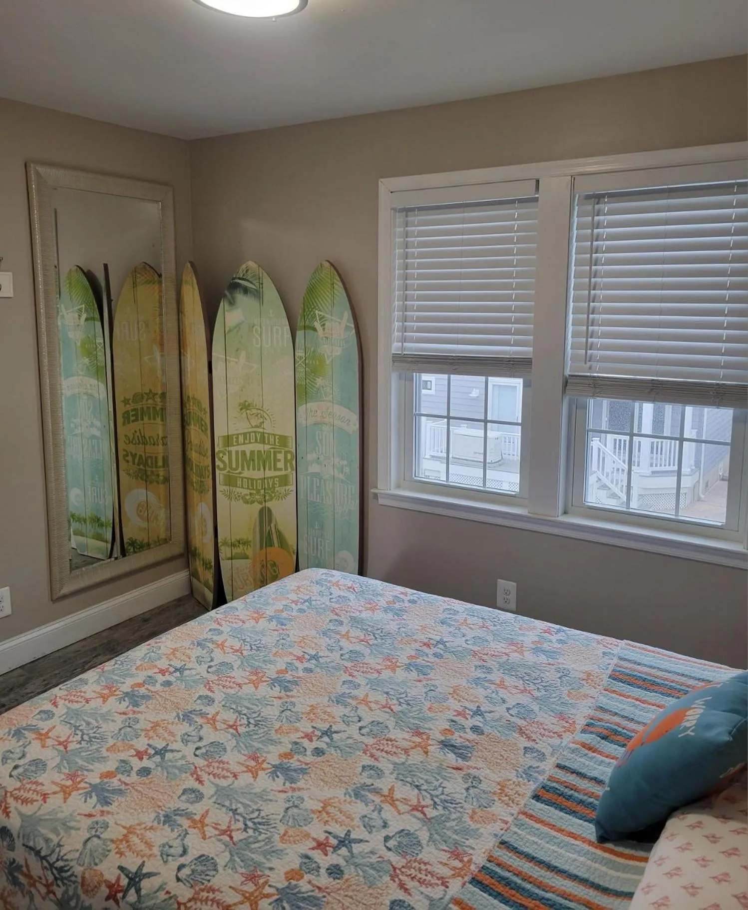 Bed in Radiant Beach Block Condo Parking Patio